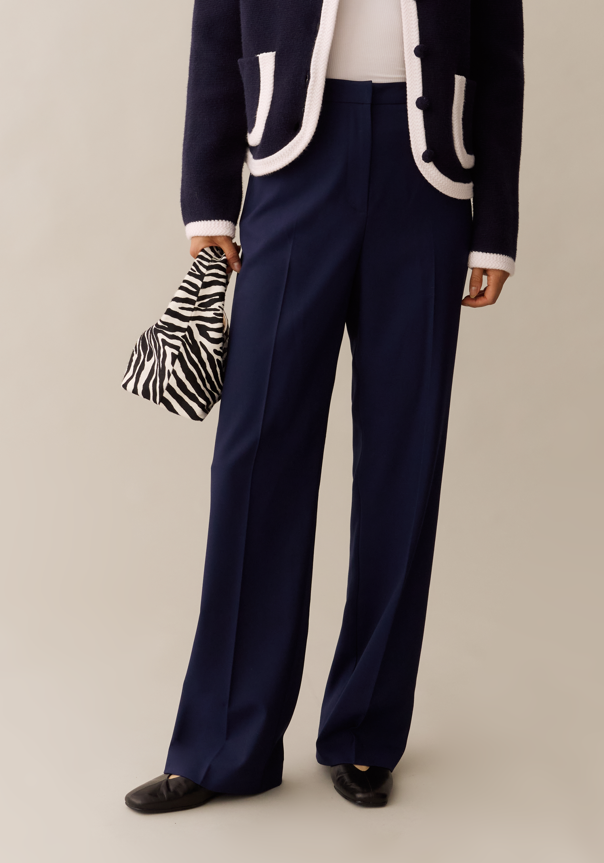 Noemie Pant