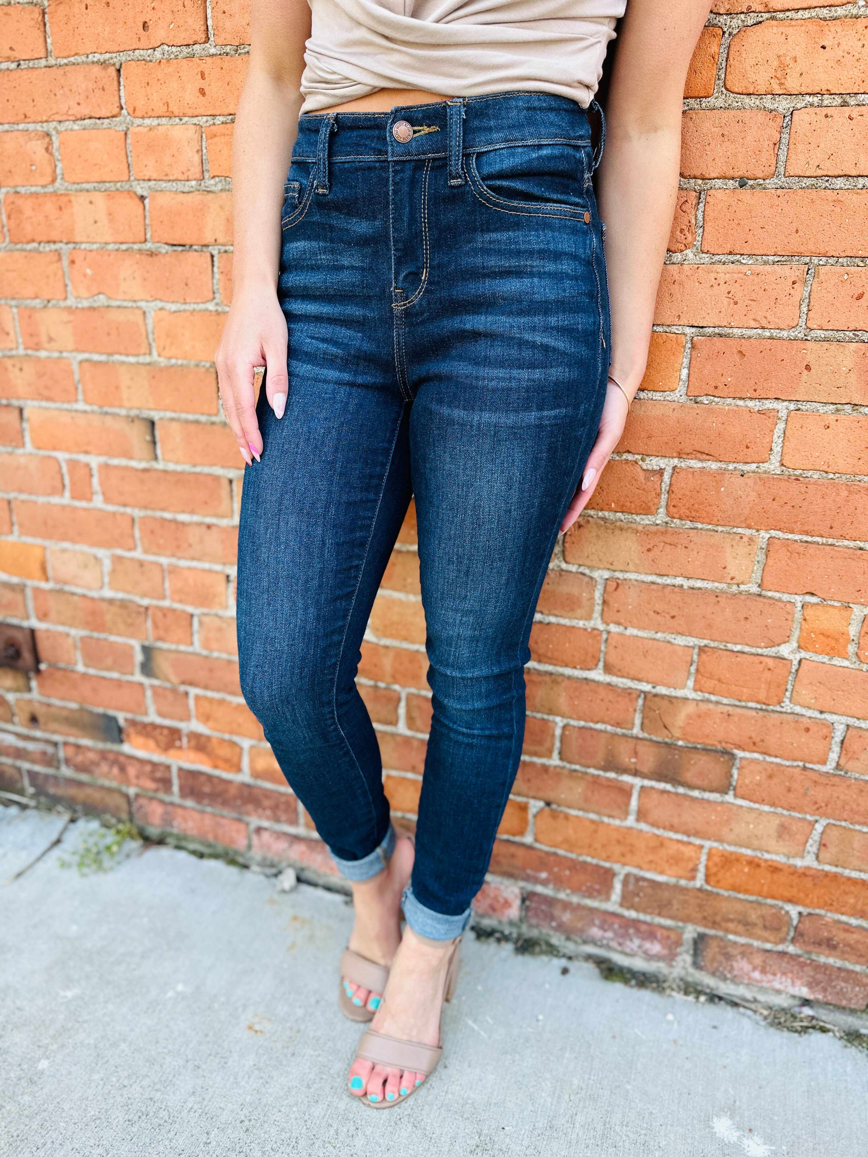 Restock! BEST SELLER! PLUS/REG The Holy Grail of Nondistressed Skinny Jeans