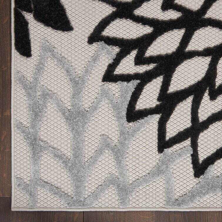 Miraloma Green/Red/Orange Indoor/Outdoor Rug