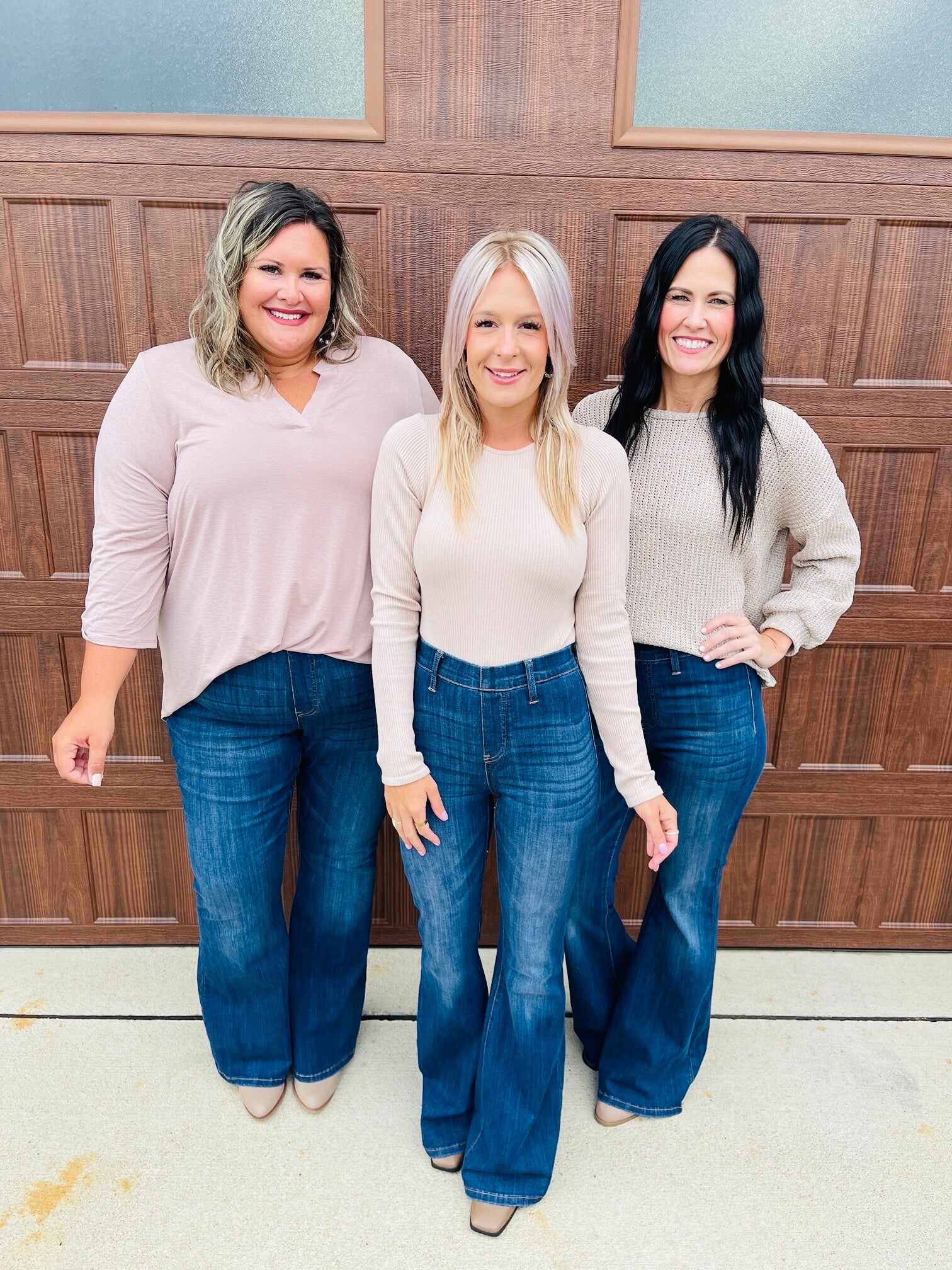 REG/CURVY Dream On Pull On Flare Jeans