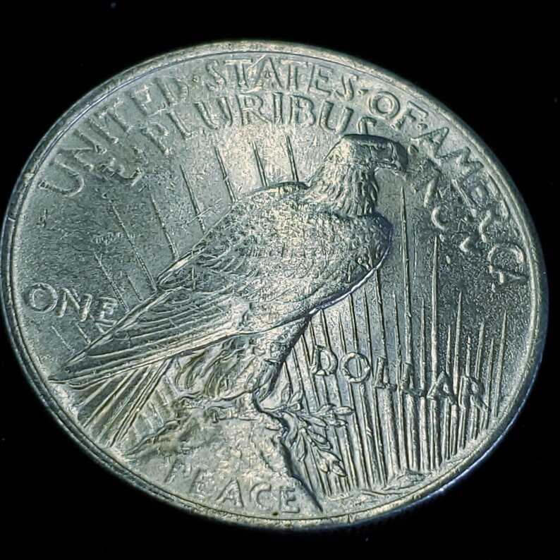 1922 Silver Peace Dollar Coin - AU / BU !  Lot# 967