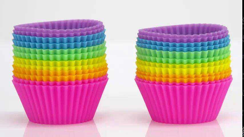 12 Pcs Reusable Silicone Baking Cups Nonstick Muffin Molds for Cake Balls Muffins Cupcakes