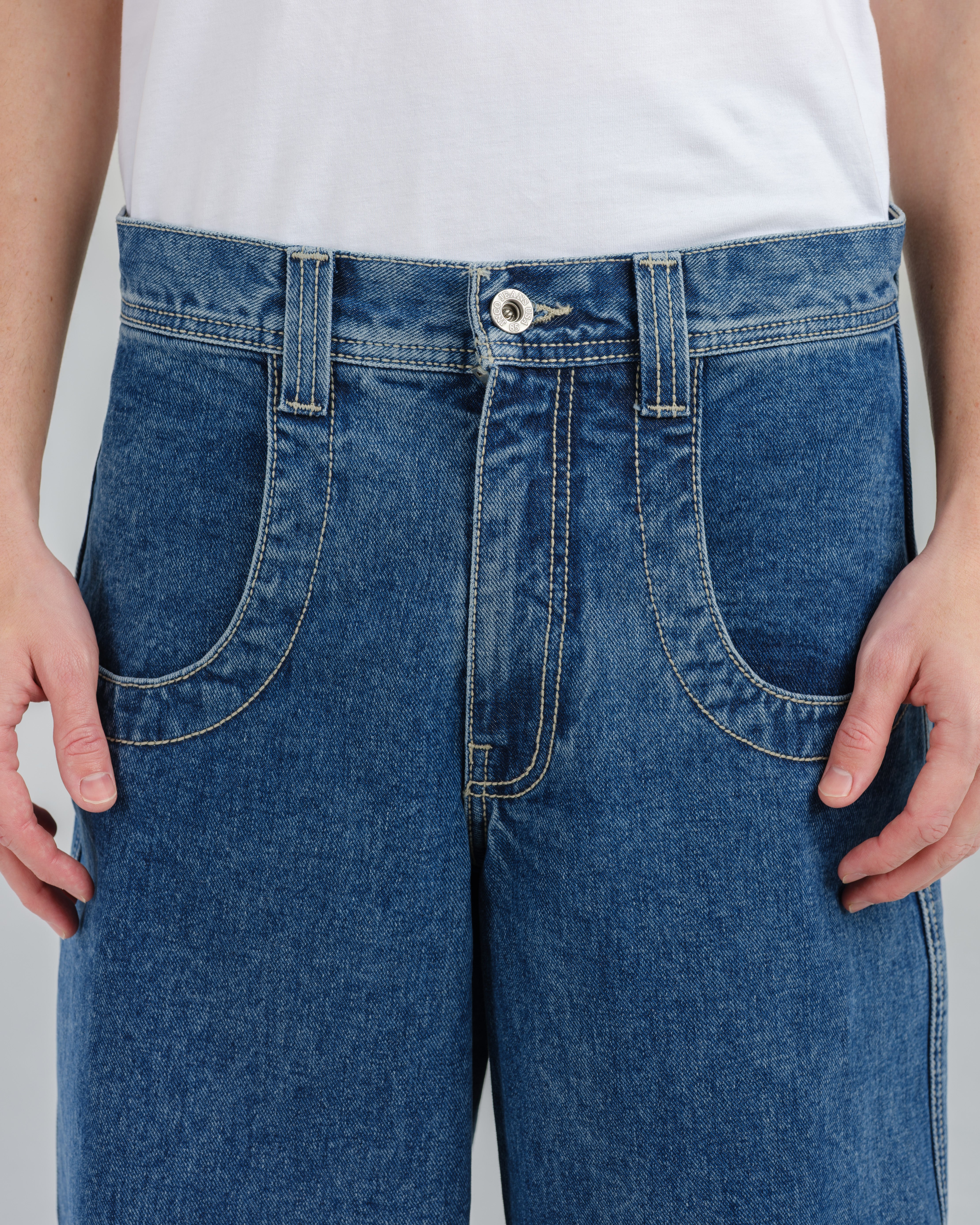 Artistical Uprising. 26