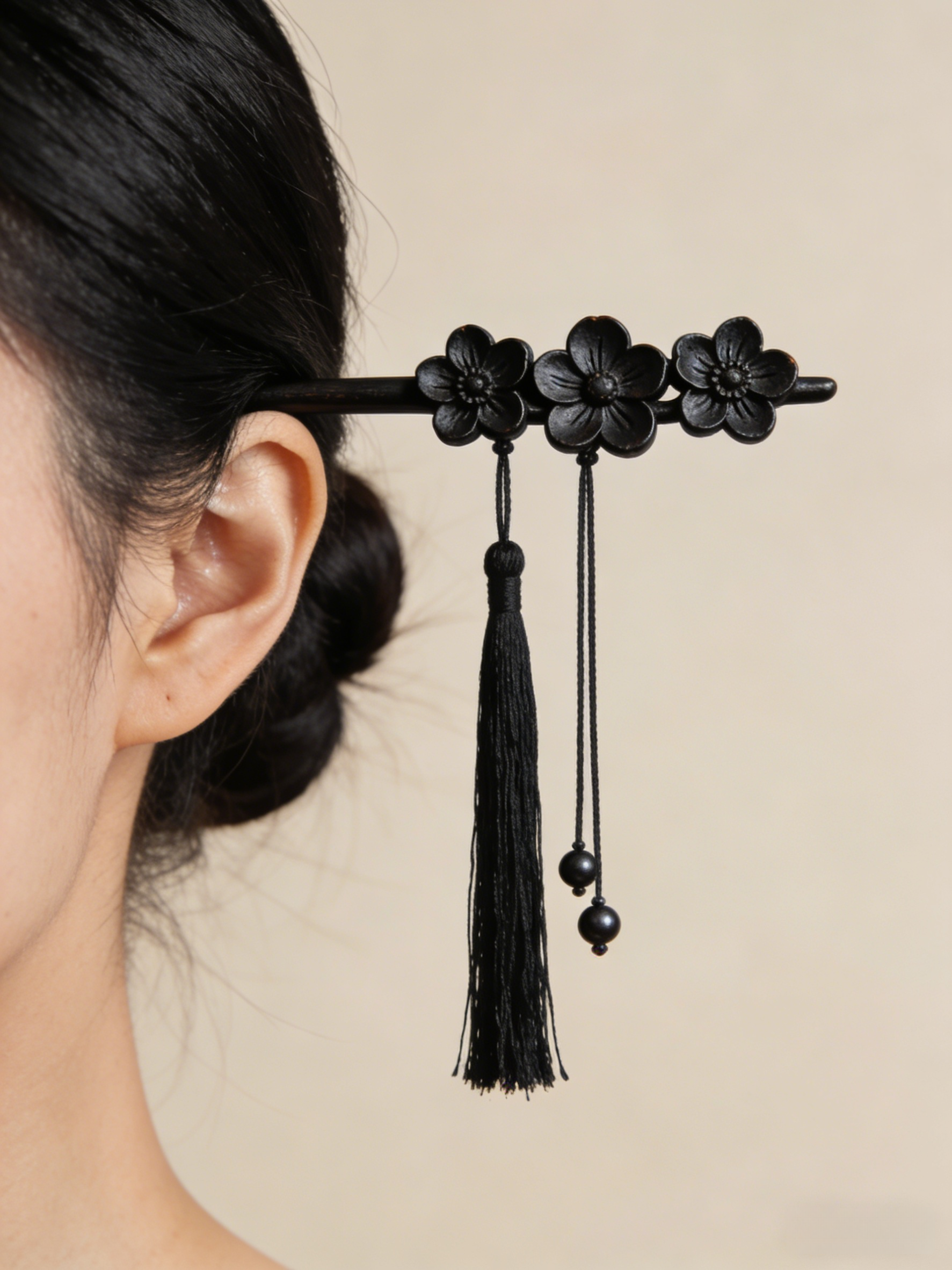 Handmade Black Wooden Three Plum Blossoms Tassel Hairpin