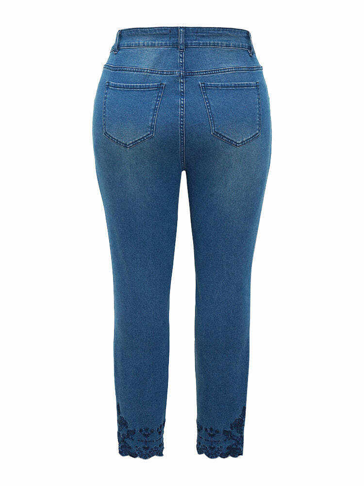 Very Stretchy High Rise Medium Wash Embroidered Scalloped Hem Jeans