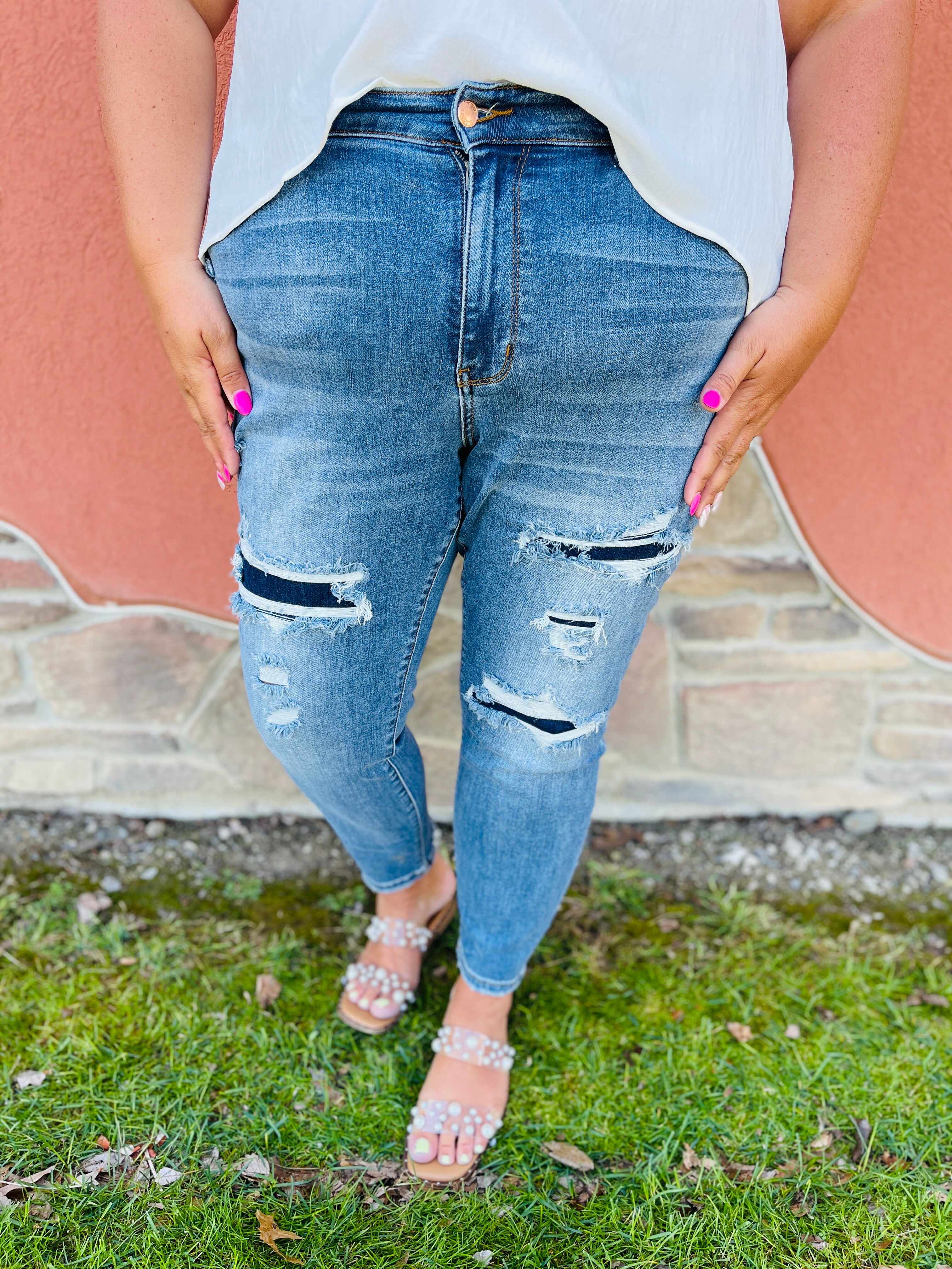 REG/CURVY Best In The Patch Midrise Relaxed Fit Jeans