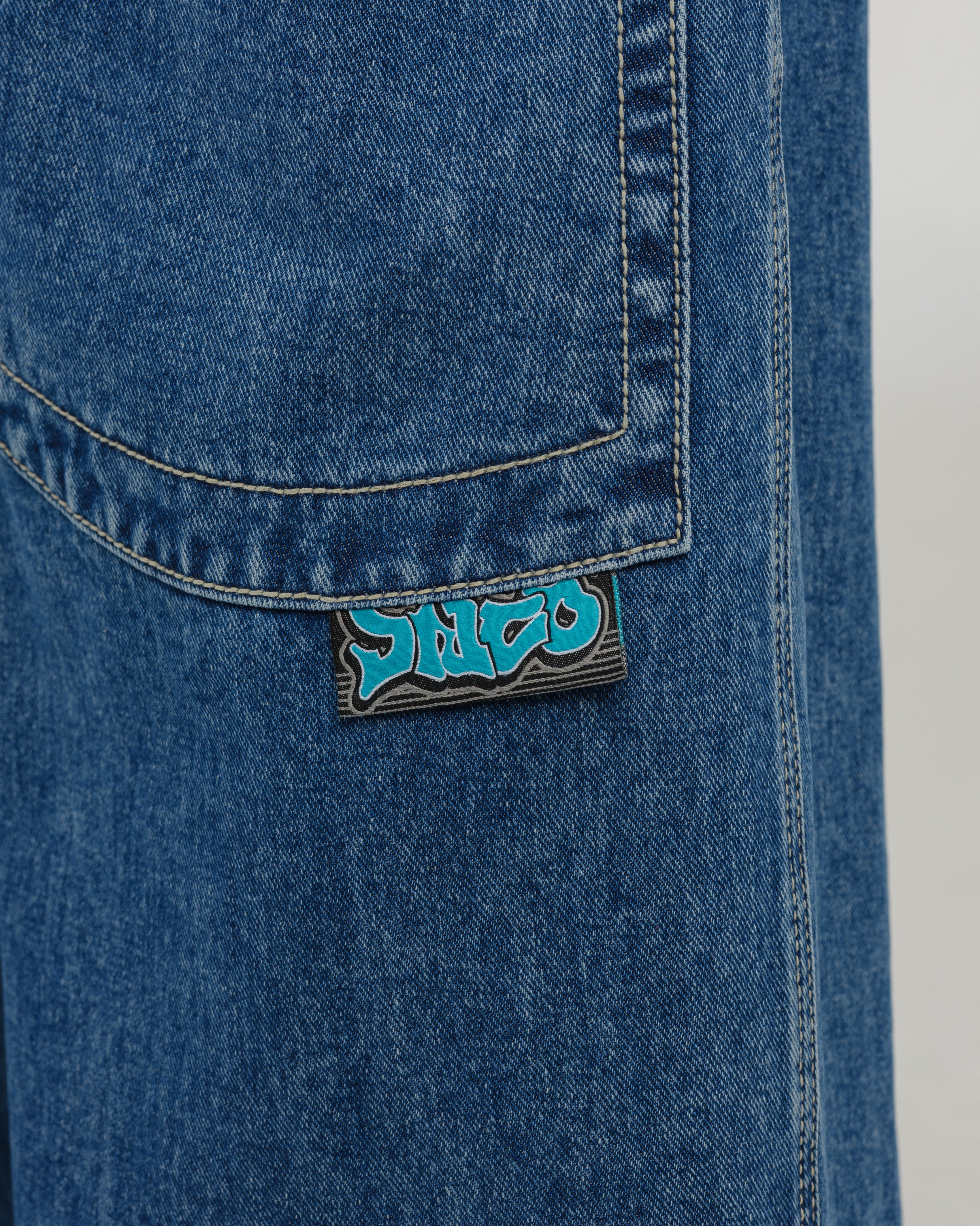 Artistical Uprising. 26