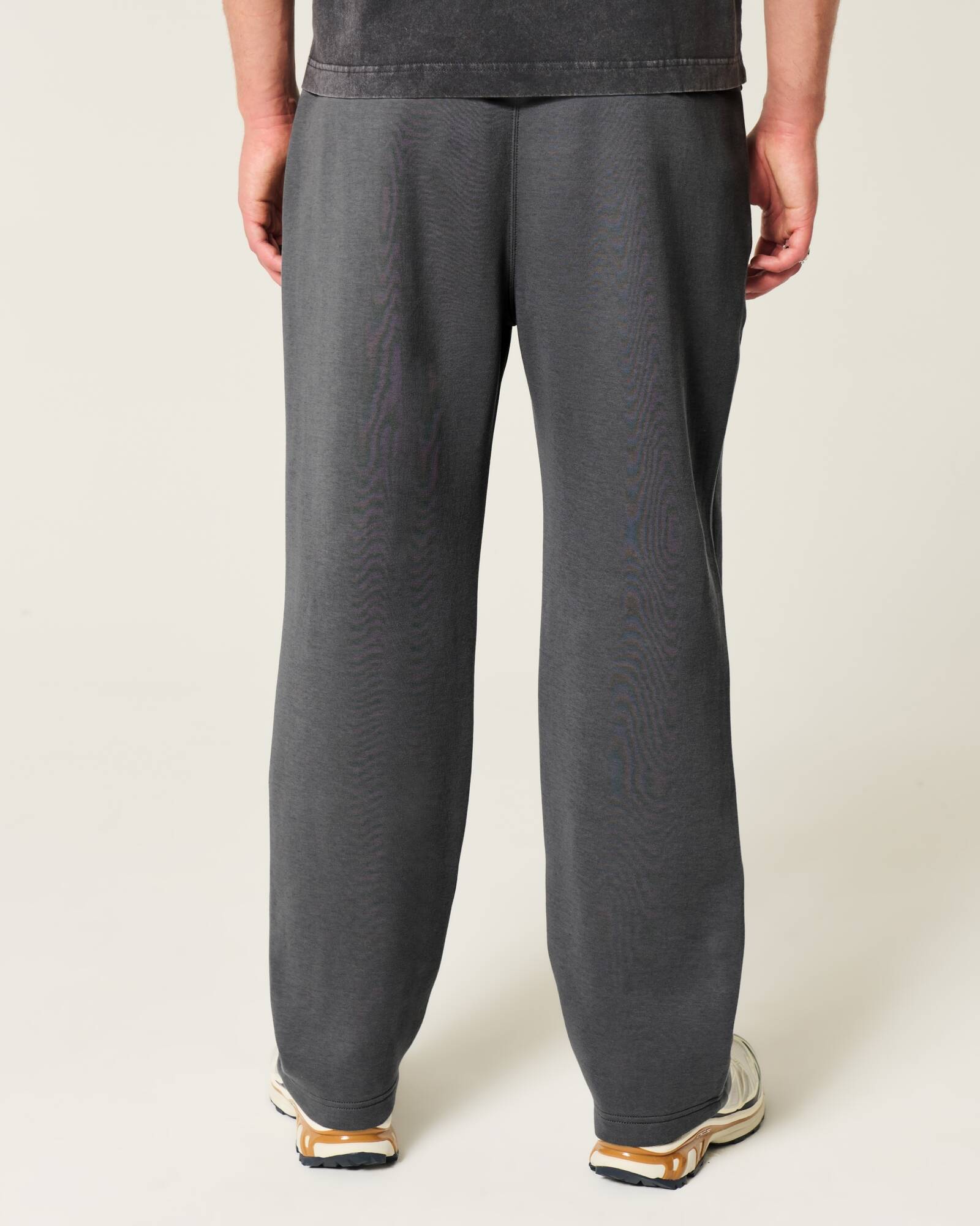 Relaxed Cooling Sweatpants