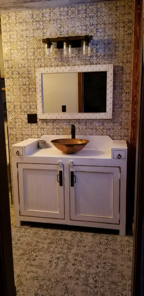 Gwenn Farmhouse Vanity