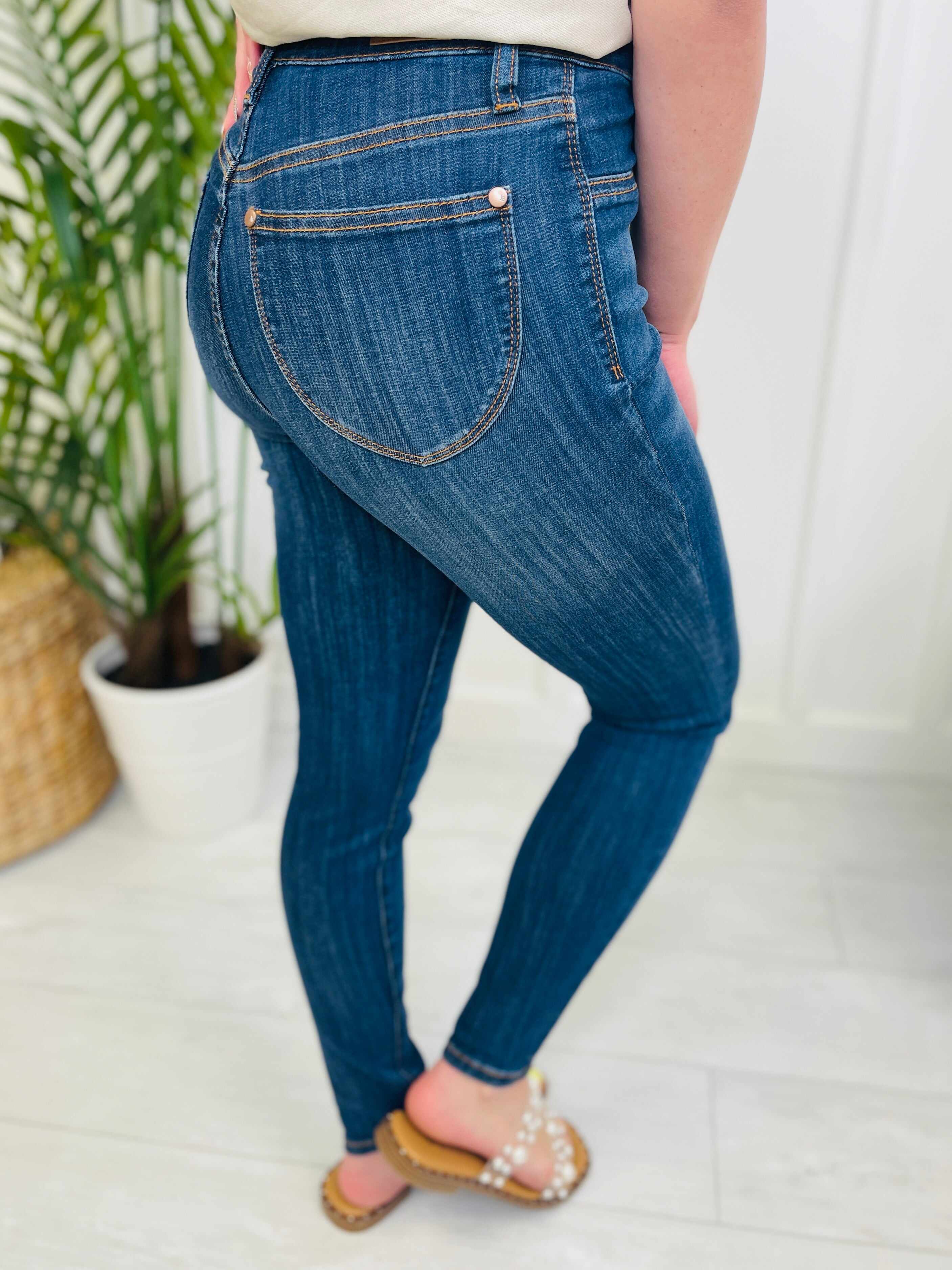 RESTOCK!  Plus/Reg Bend And Snap Non Distressed Pull On Skinny Jeans
