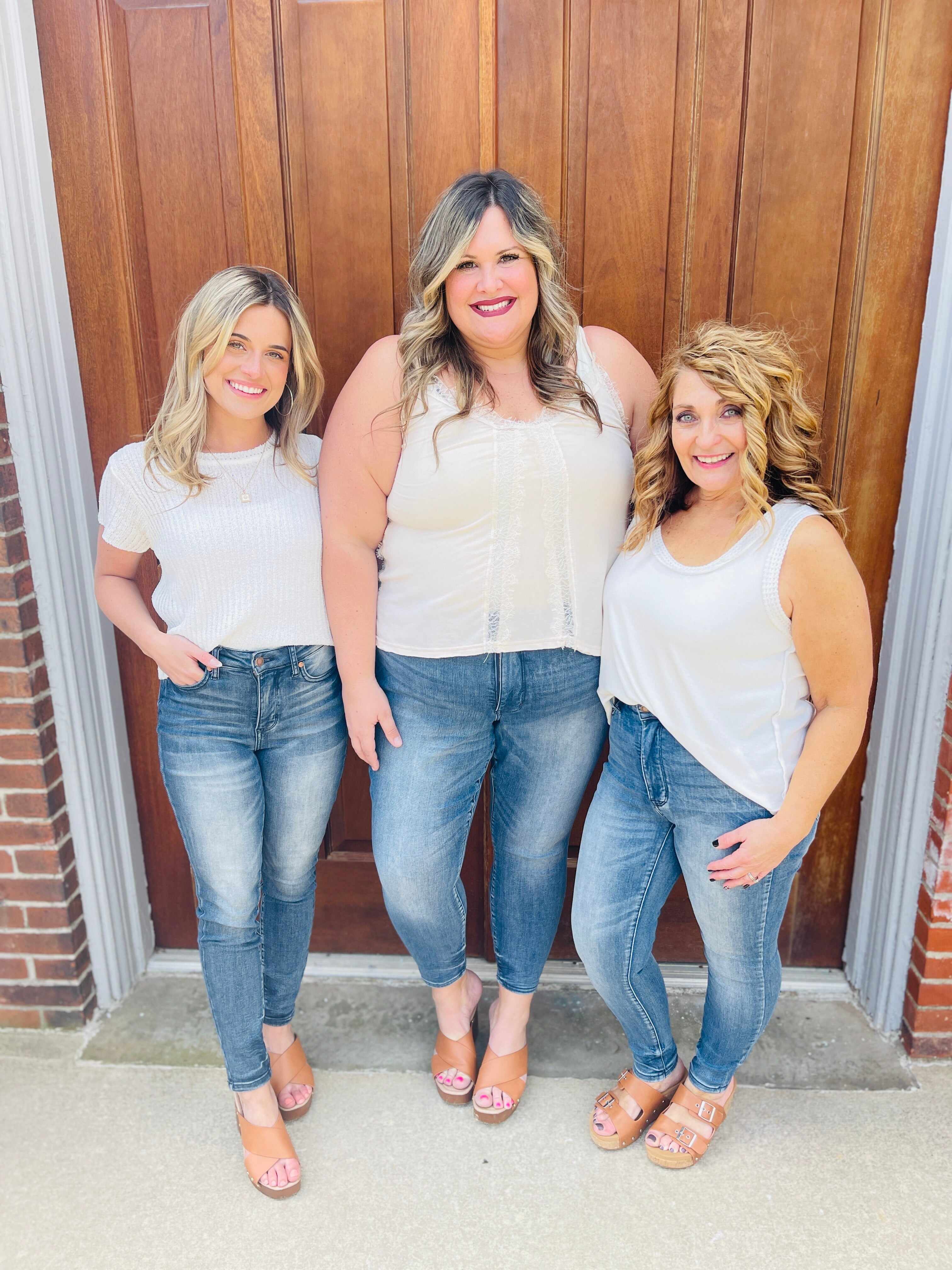 Tummy Control Skinny Jeans in Reg/Curvy Total Infatuation Restock