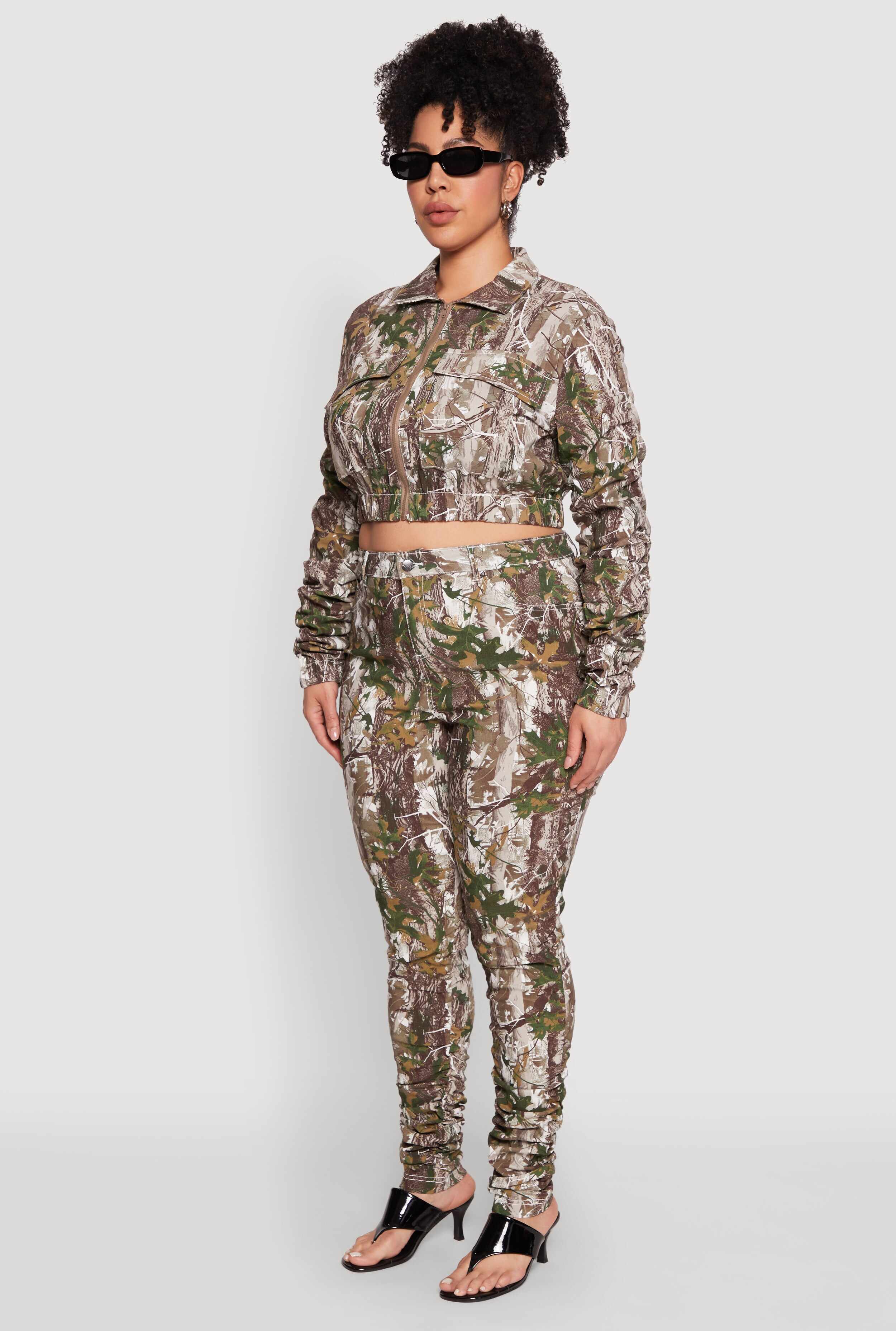 Plus Size Graphic Print Ruched Sleeve Cropped Jacket