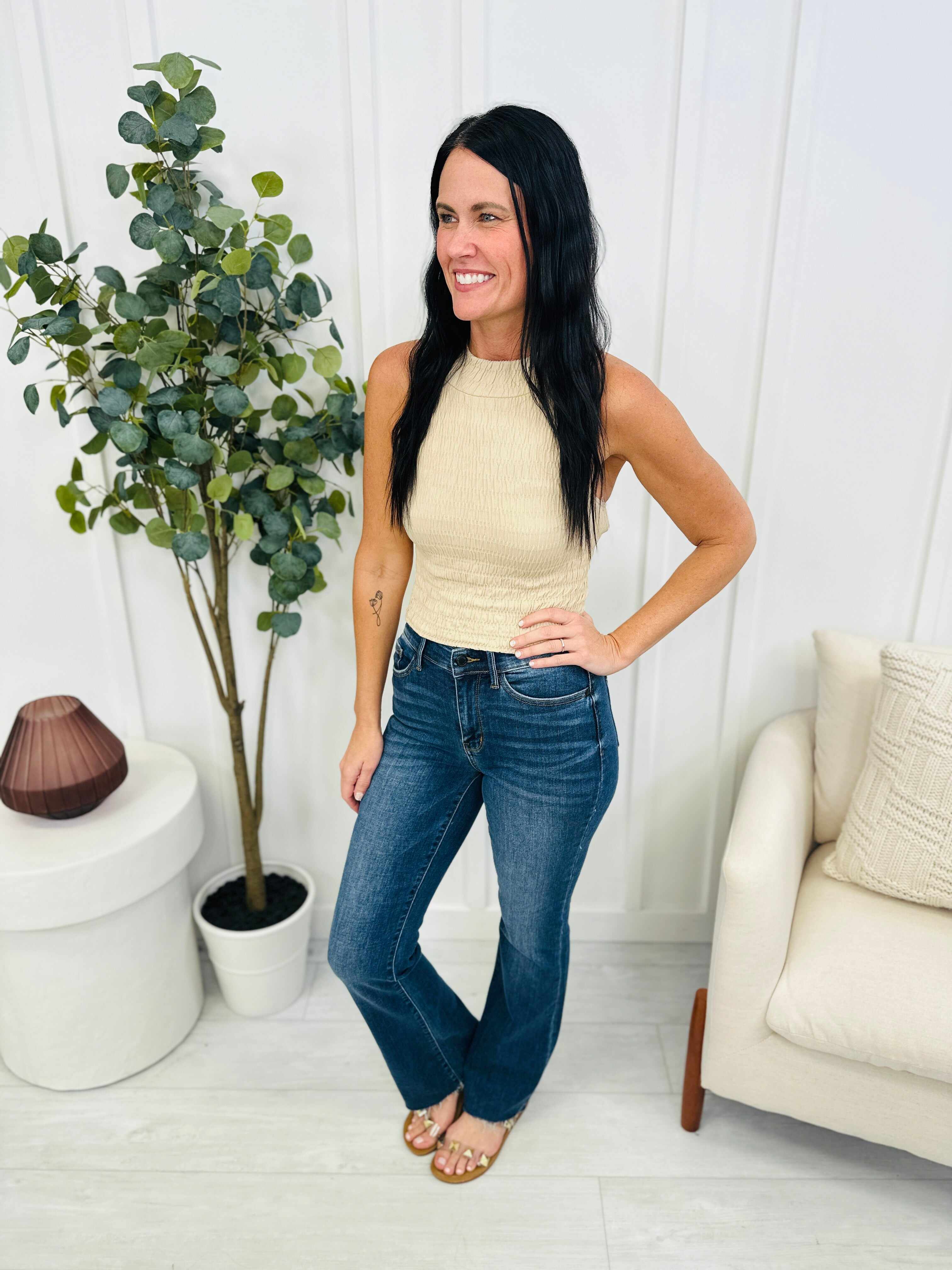 REG/CURVY Baby Got Bootcut Nondistressed Jeans