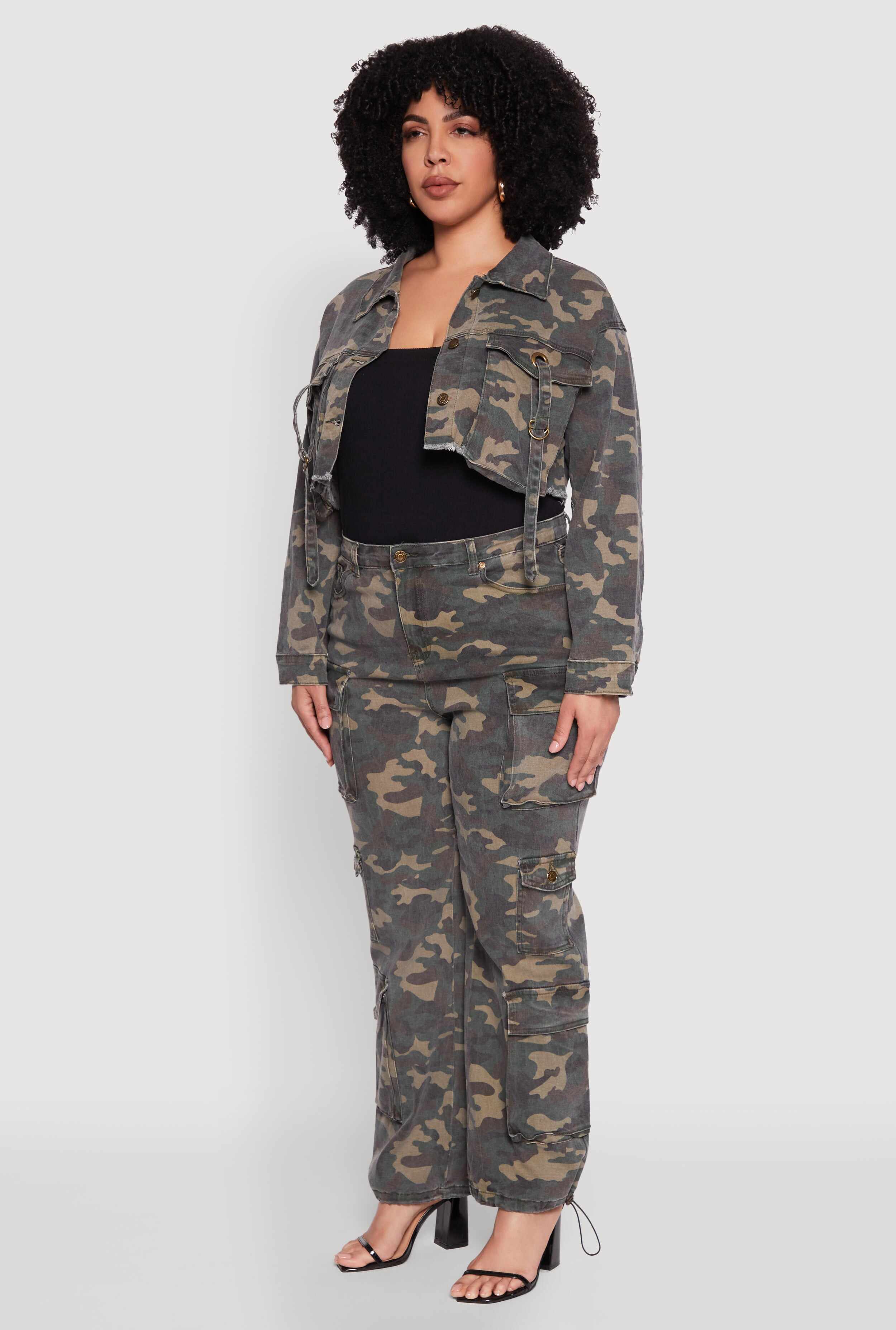 Plus Size Camouflage Cropped Cargo Jacket