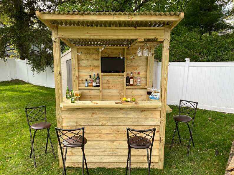 THE ORIGINAL Yard Bar - The Temple Bar 6x4 (Small) by Taverns-To-Go