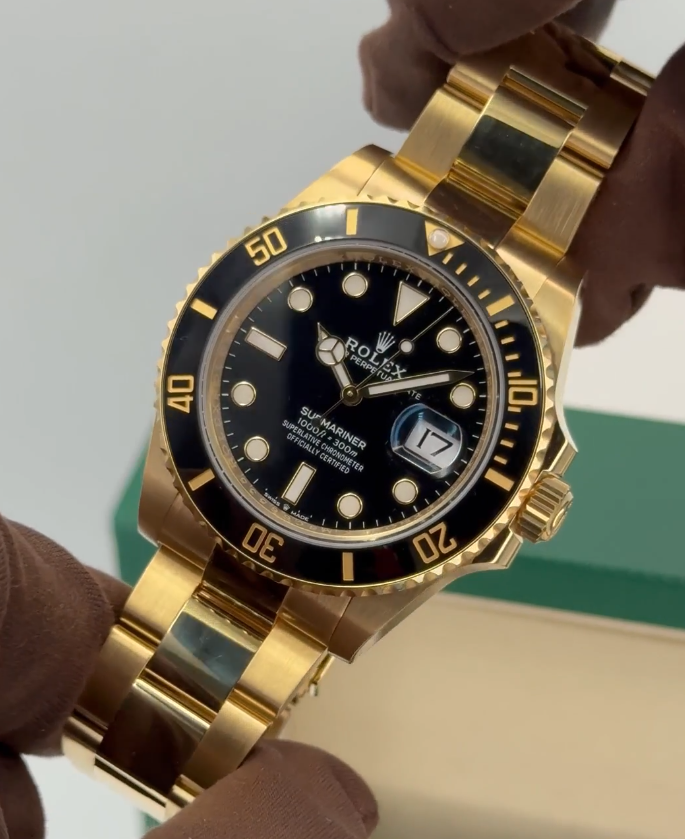 NEW 2025 Rolex Submariner 41mm 126618LN Yellow Gold Black Dial