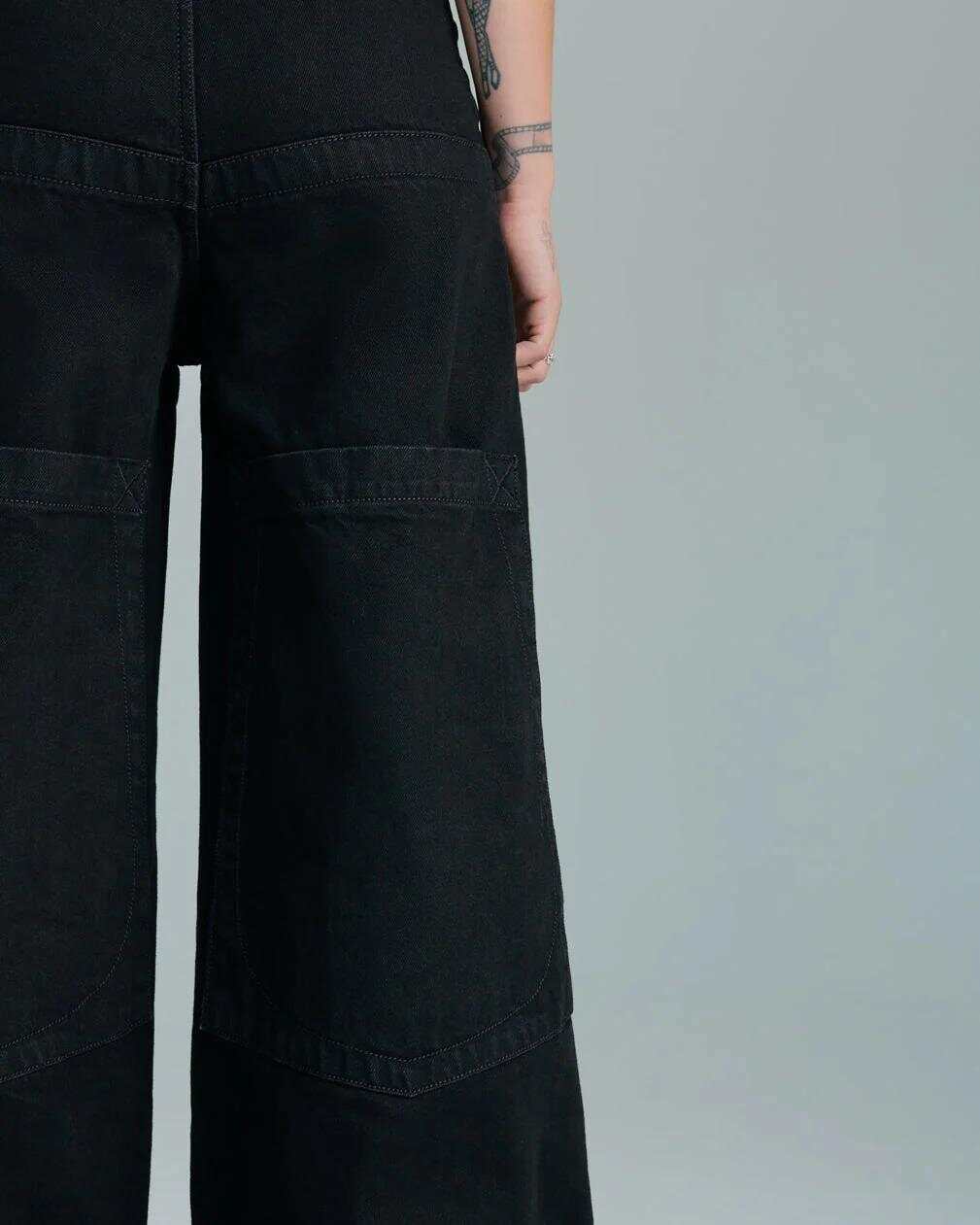 The Camilla Jeans. 27”. Jet Black.
