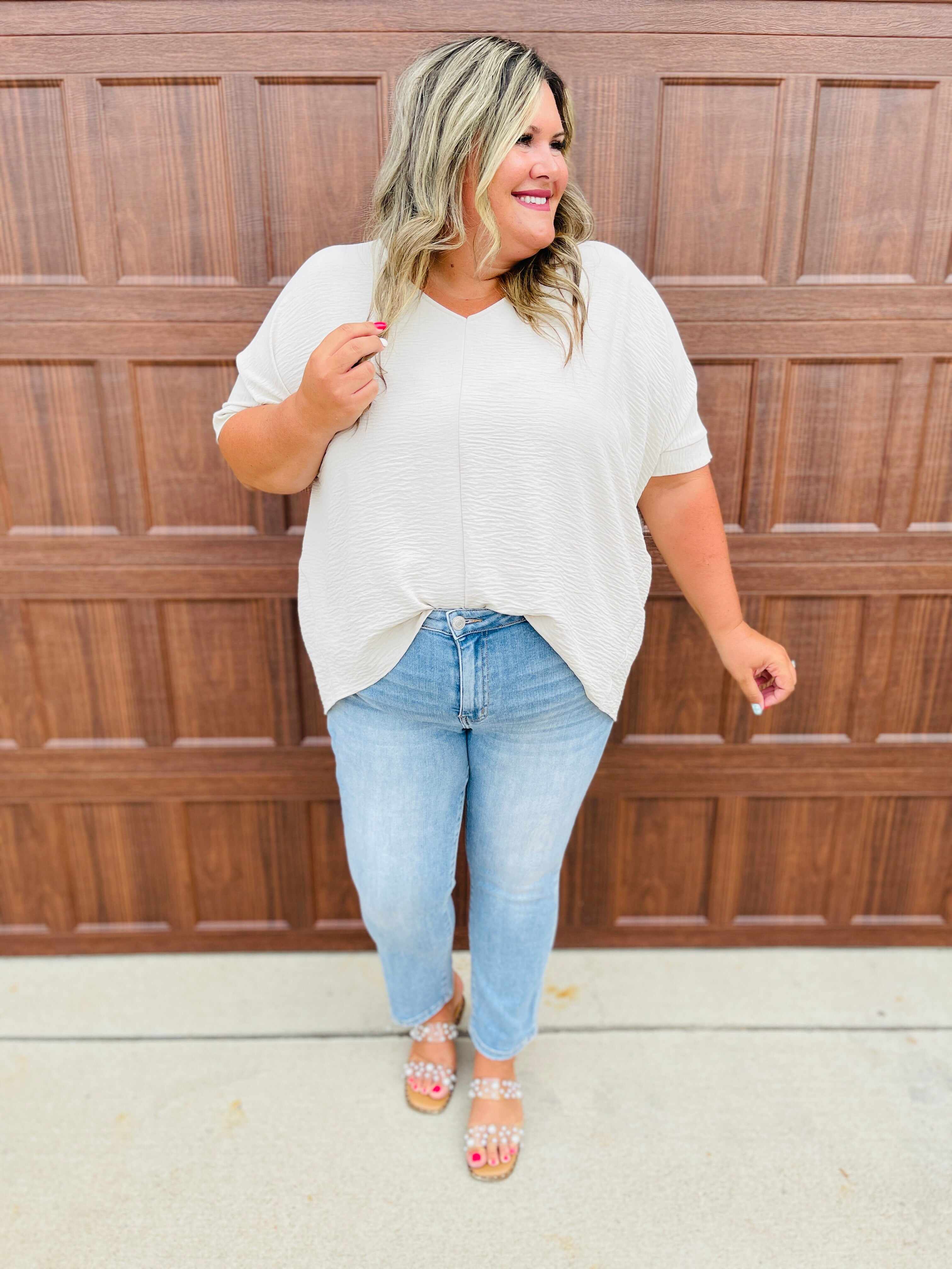 MARKDOWNS! Lovervet REG/CURVY Straight Into Summer Straight Leg Mid Rise Jeans
