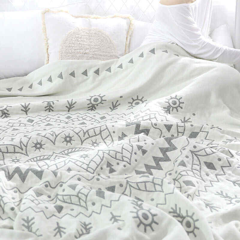 Chic Mandala Reversible Flower Cotton Quilt