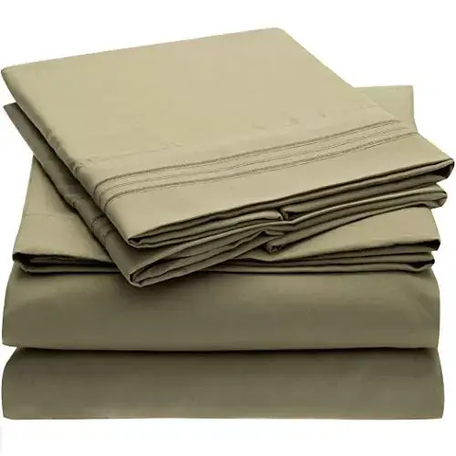 Brushed Microfiber Hypoallergenic 4 pcs Bedsheet Set