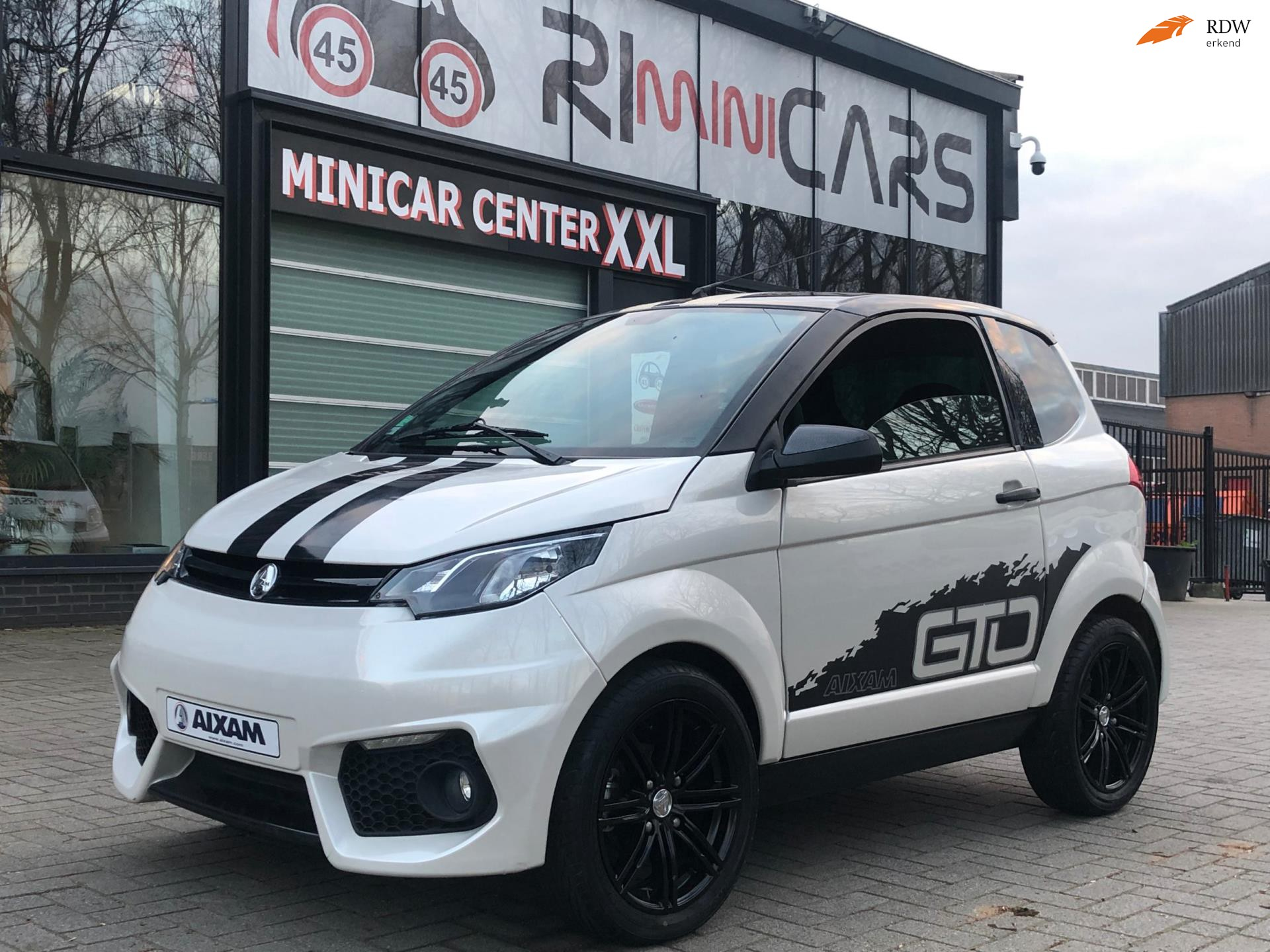 Refurbished used minicars,No license plate number,Cars can be picked up at warehouses in California,Other areas use Ship a Car Direct car consignment
