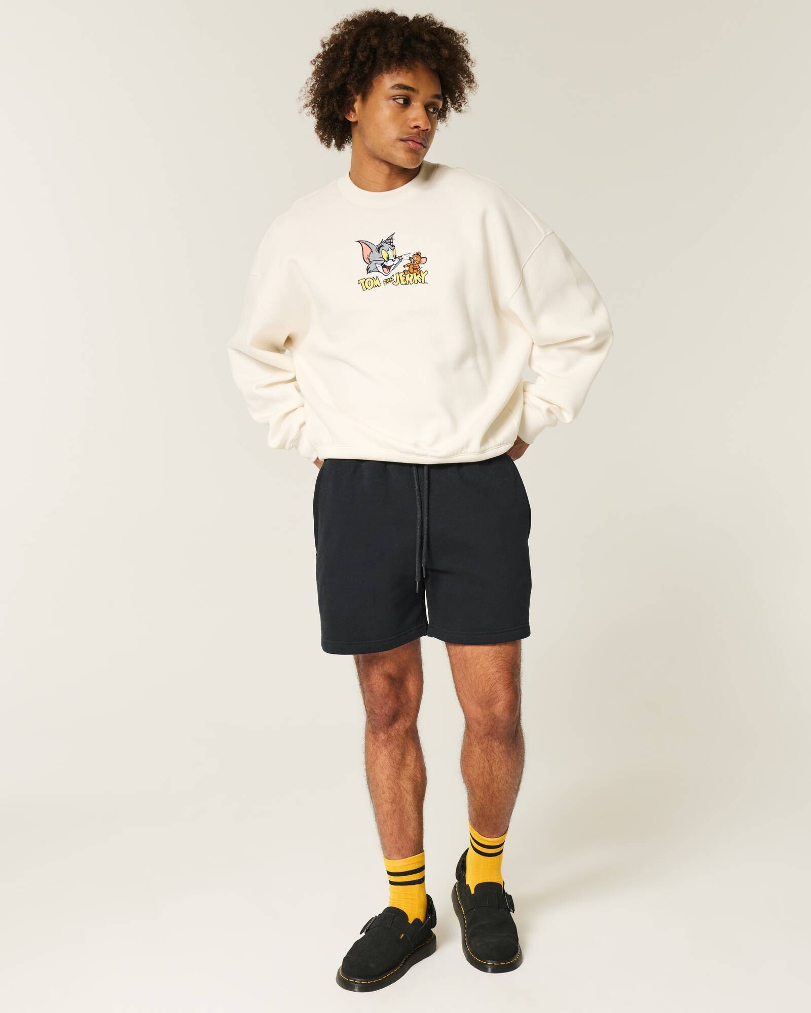 Mid-Thigh Camo Loose Fleece Shorts