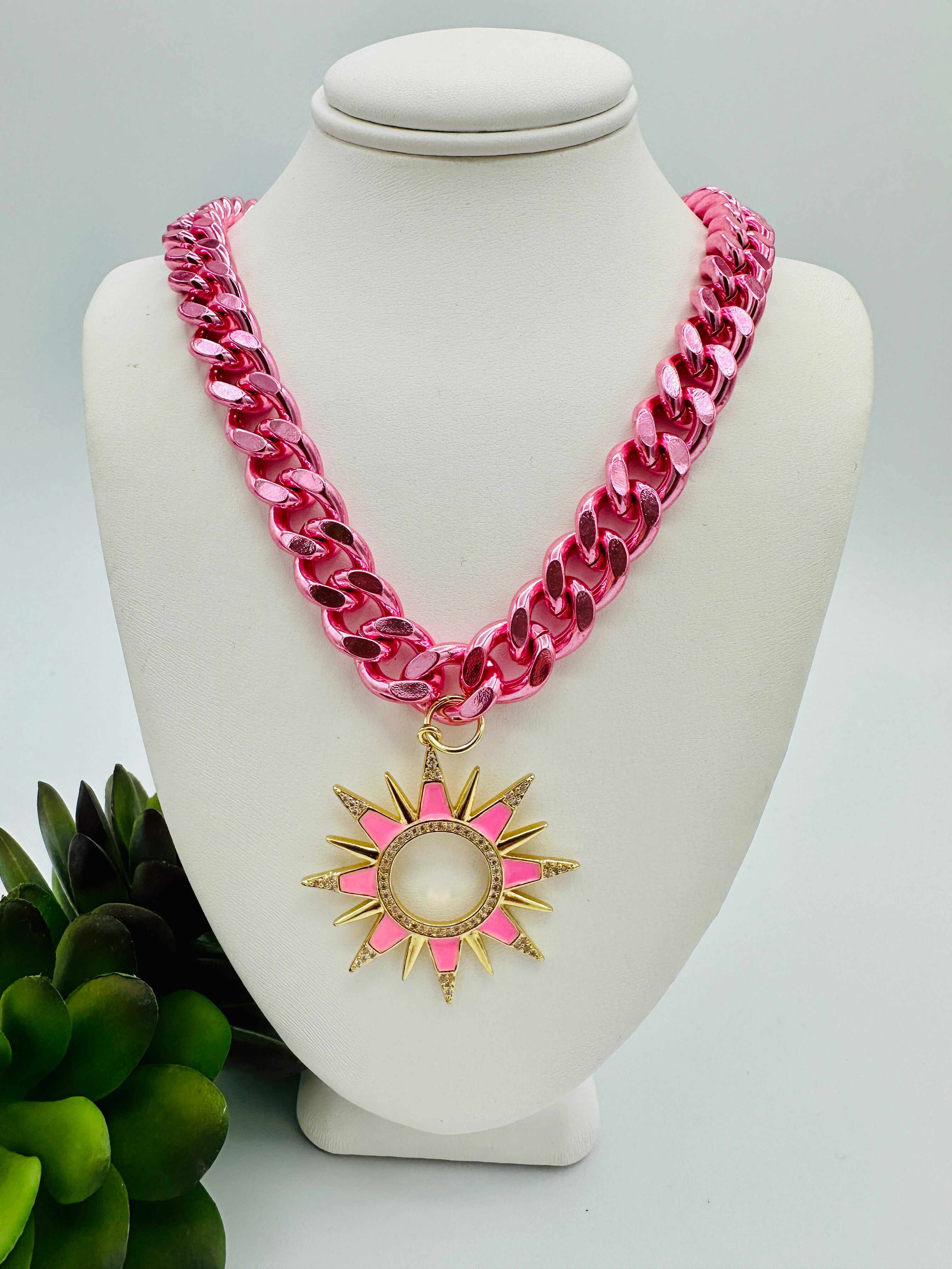 The Wendy Necklace In Pink