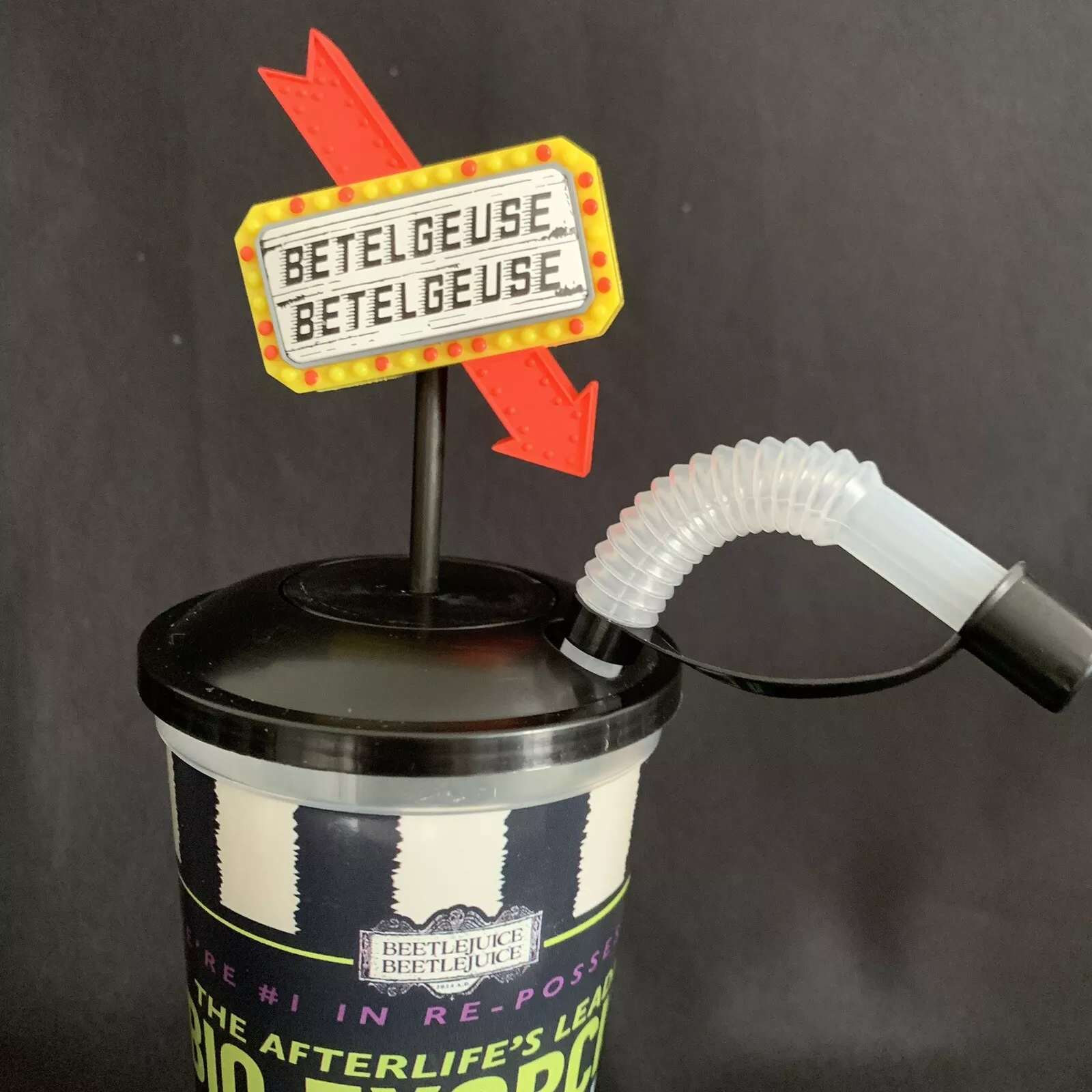 🪲BEETLEJUICE Set Of 4 Cinema Cups With Toppers