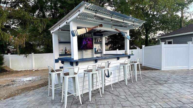 Bars To Yards US outdoor bar, patio, poolside bar, backyard fun, beer, alcohol games, sports bar, summer, family bonding, tavern, summer fun