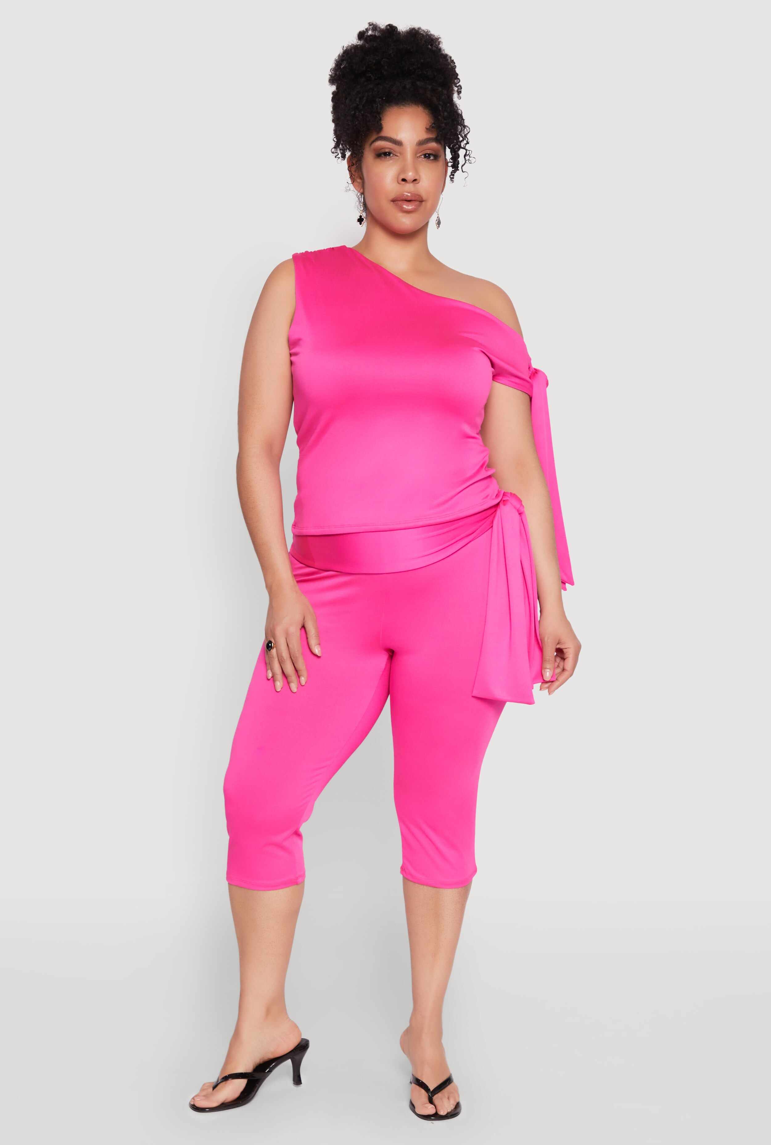 Plus Size Side Tie Capri Pants