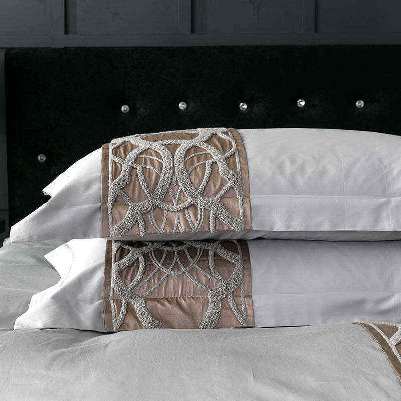 Pure Crysta Bedding Set
