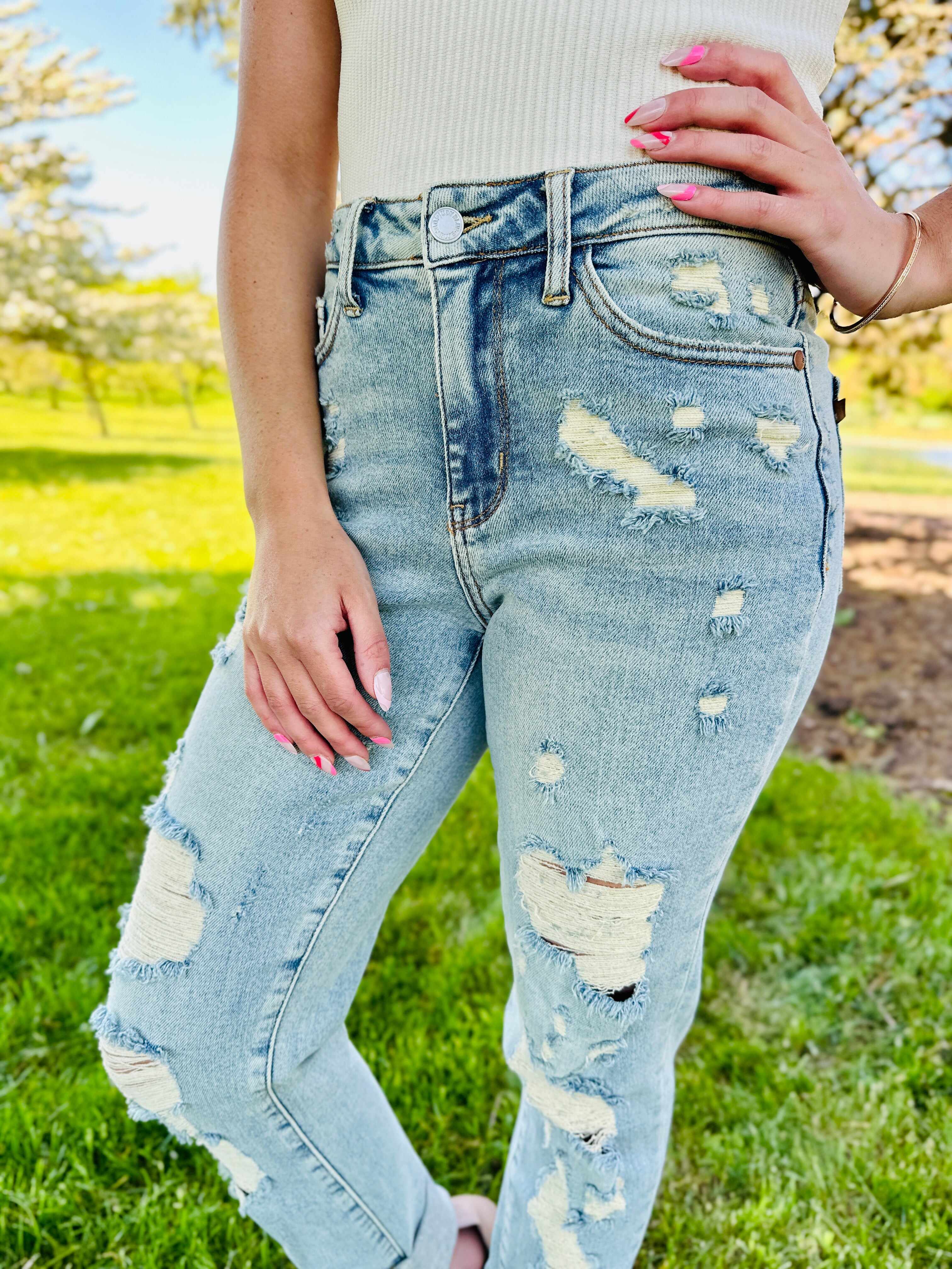 REG/CURVY Cuff It Boyfriend Jeans