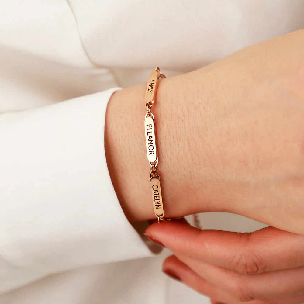 National Parents' Day❤Personalized Family Name Bar Bracelet Engraved Charm with a Dainty Paperclip Chain