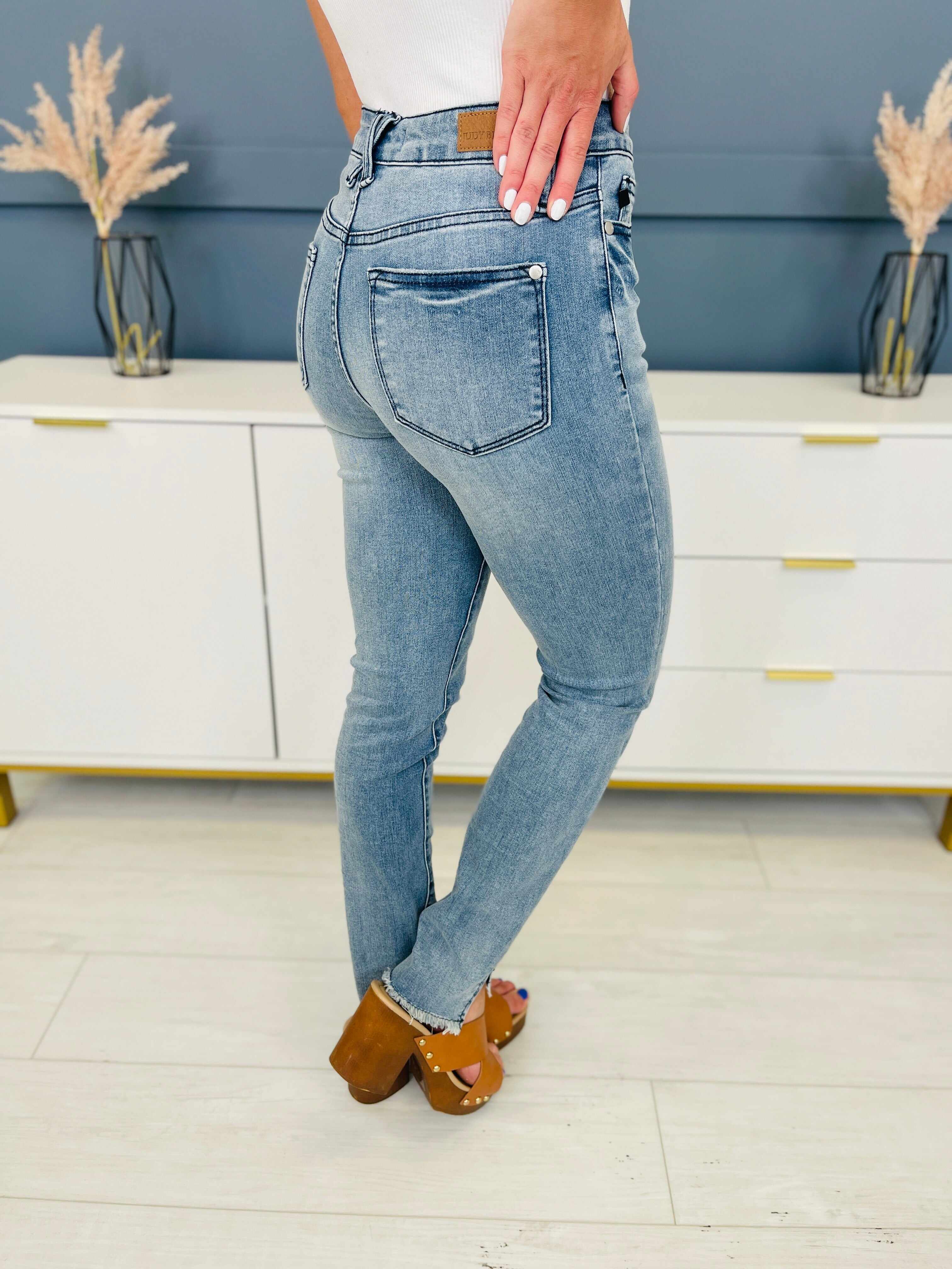 REG/CURVY Cool Kids Sustainable Cooling Relaxed Jeans