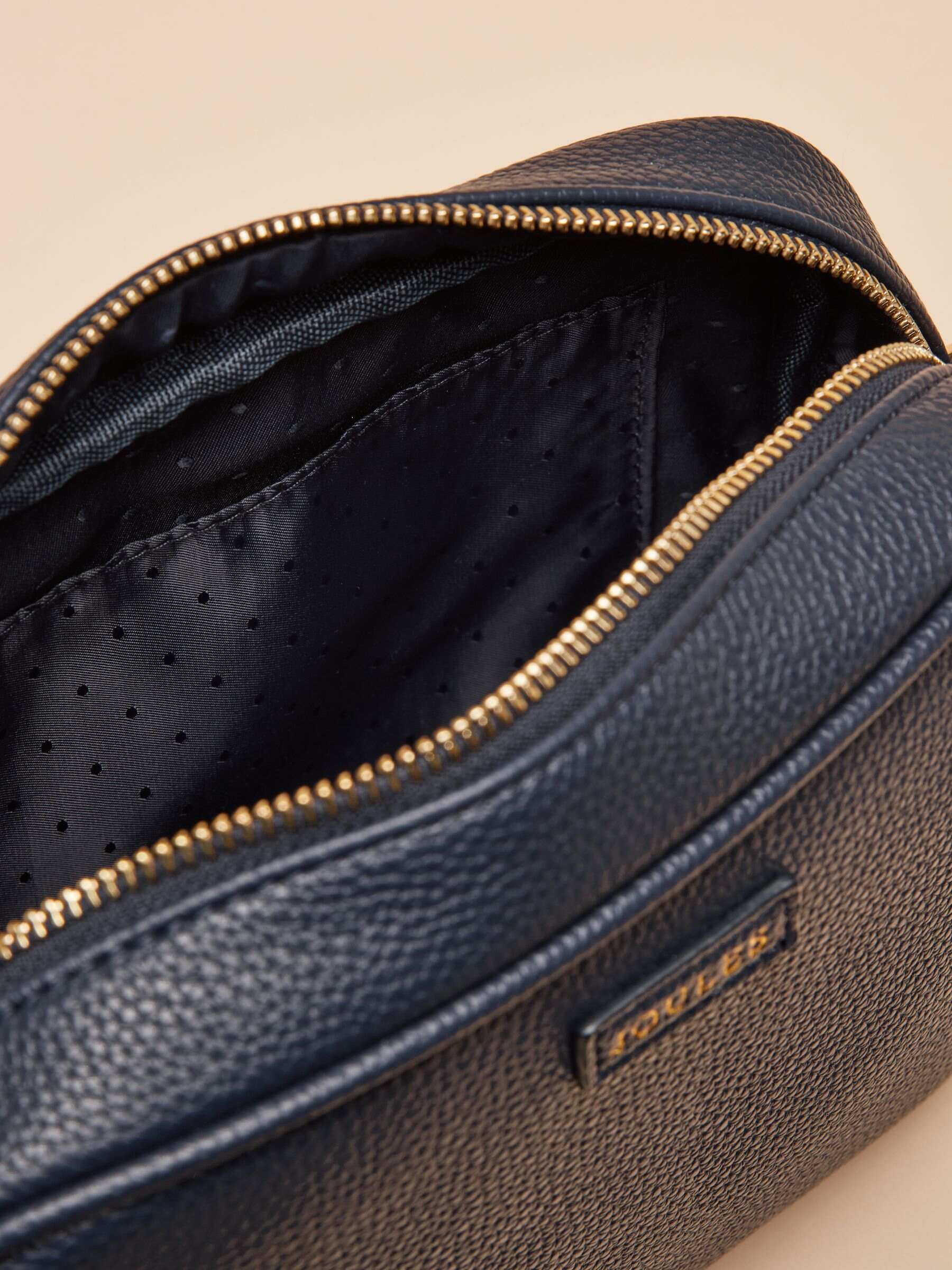 Trent Pink Cross Body Bag