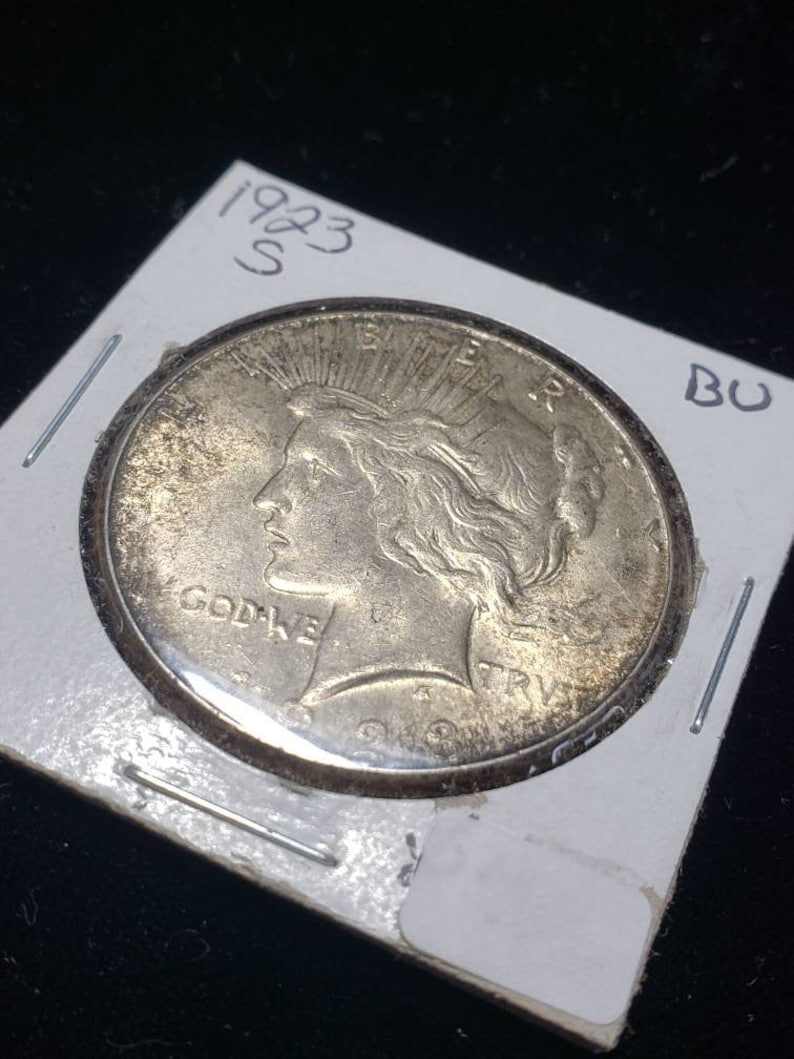 1923 S Silver Peace Dollar Coin  - BU !  Lot# 501 Regular 75