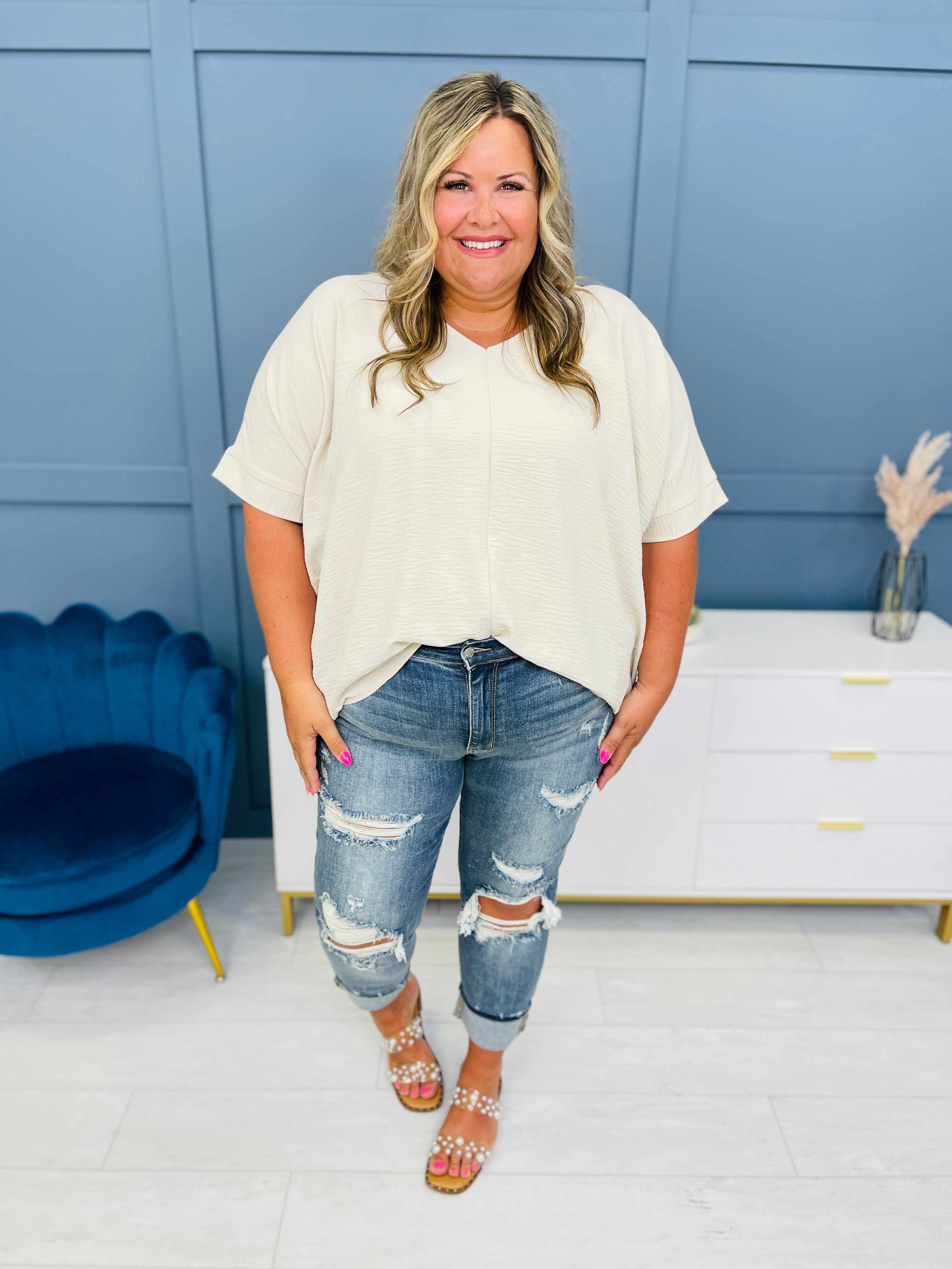 Restock! REG/CURVY Somewhere On a Bleach Mid Rise Boyfriend Jeans