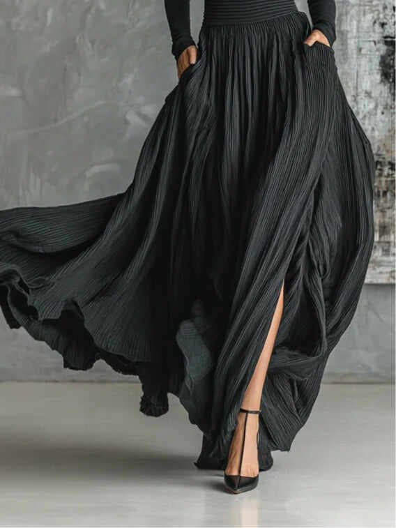 Fashion All Black Skinny Turtleneck T-shirt Pleated Skirt Set