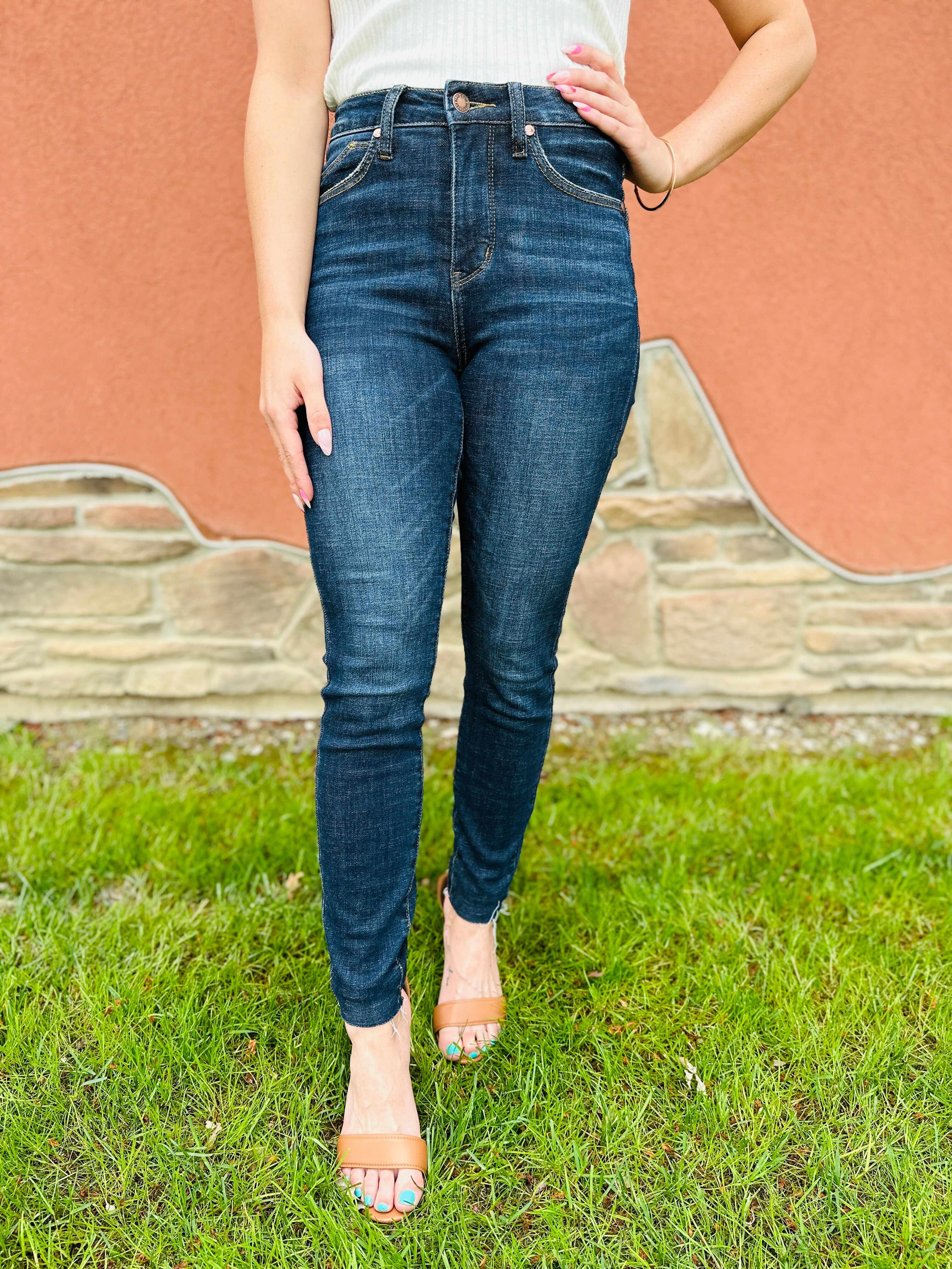 MARKDOWNS! Tummy Control and Butt Lifting Skinny Jeans in Reg/Curvy The Trifecta Fourth Restock!