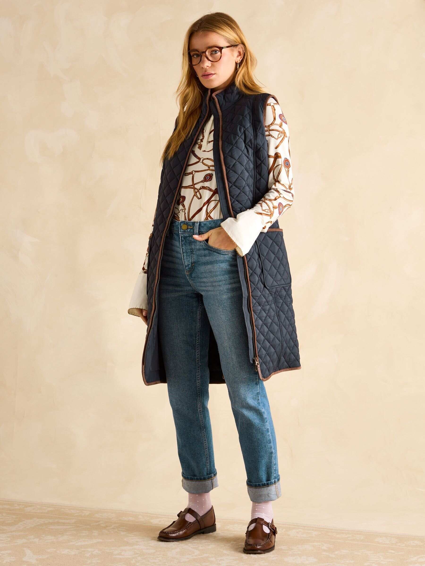 Sutton Navy Blue Showerproof Longline Diamond Quilted Gilet
