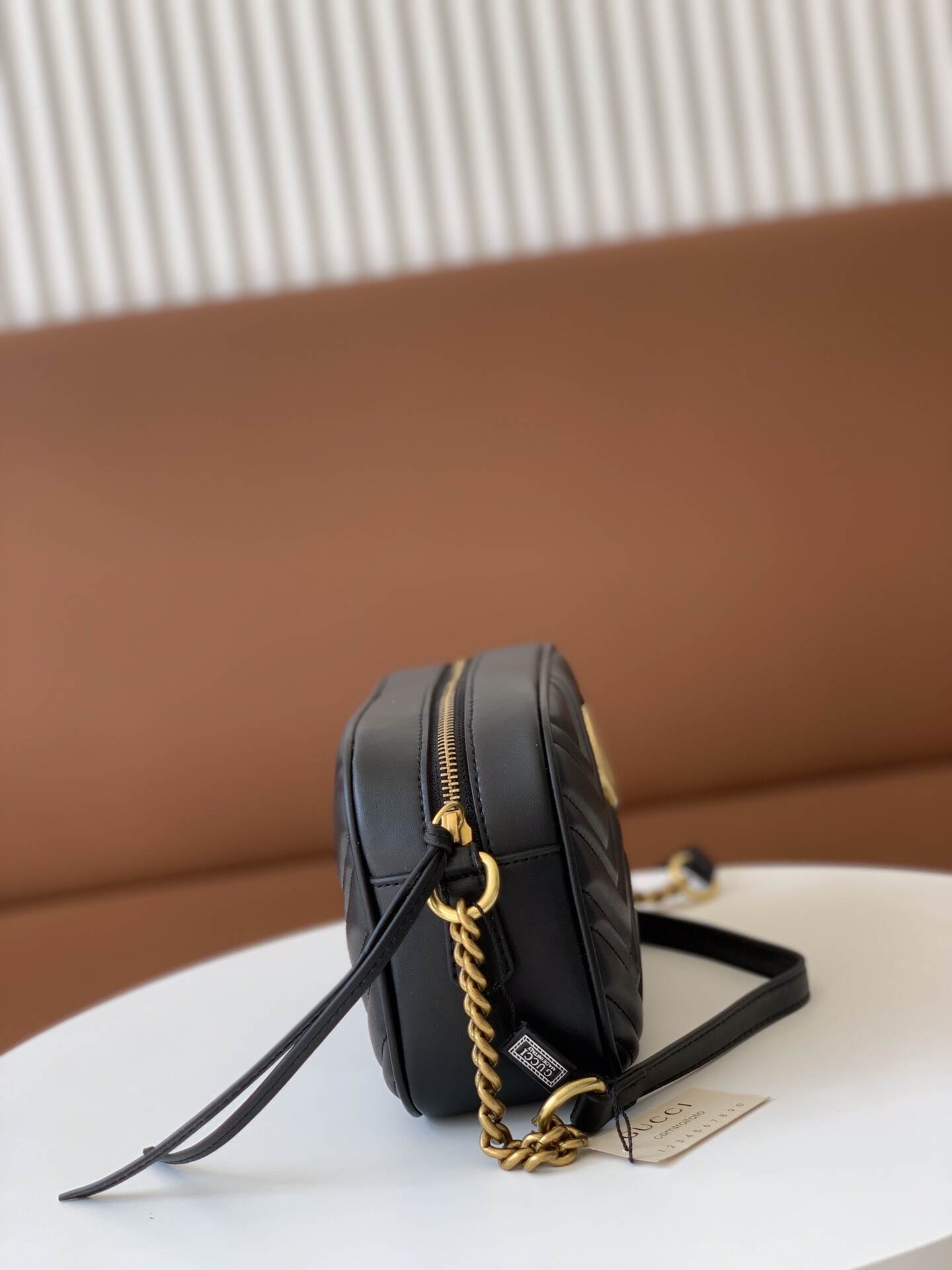 𝗚𝘂𝗰𝗰𝗶 𝗺𝗮𝗿𝗺𝗼𝗻𝘁 camera bag 24cm