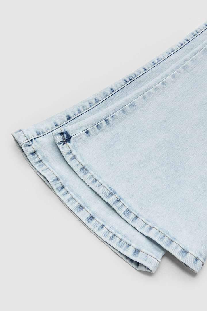 Multi Pocket Double Button Mid Rise Flare Cargo Jeans