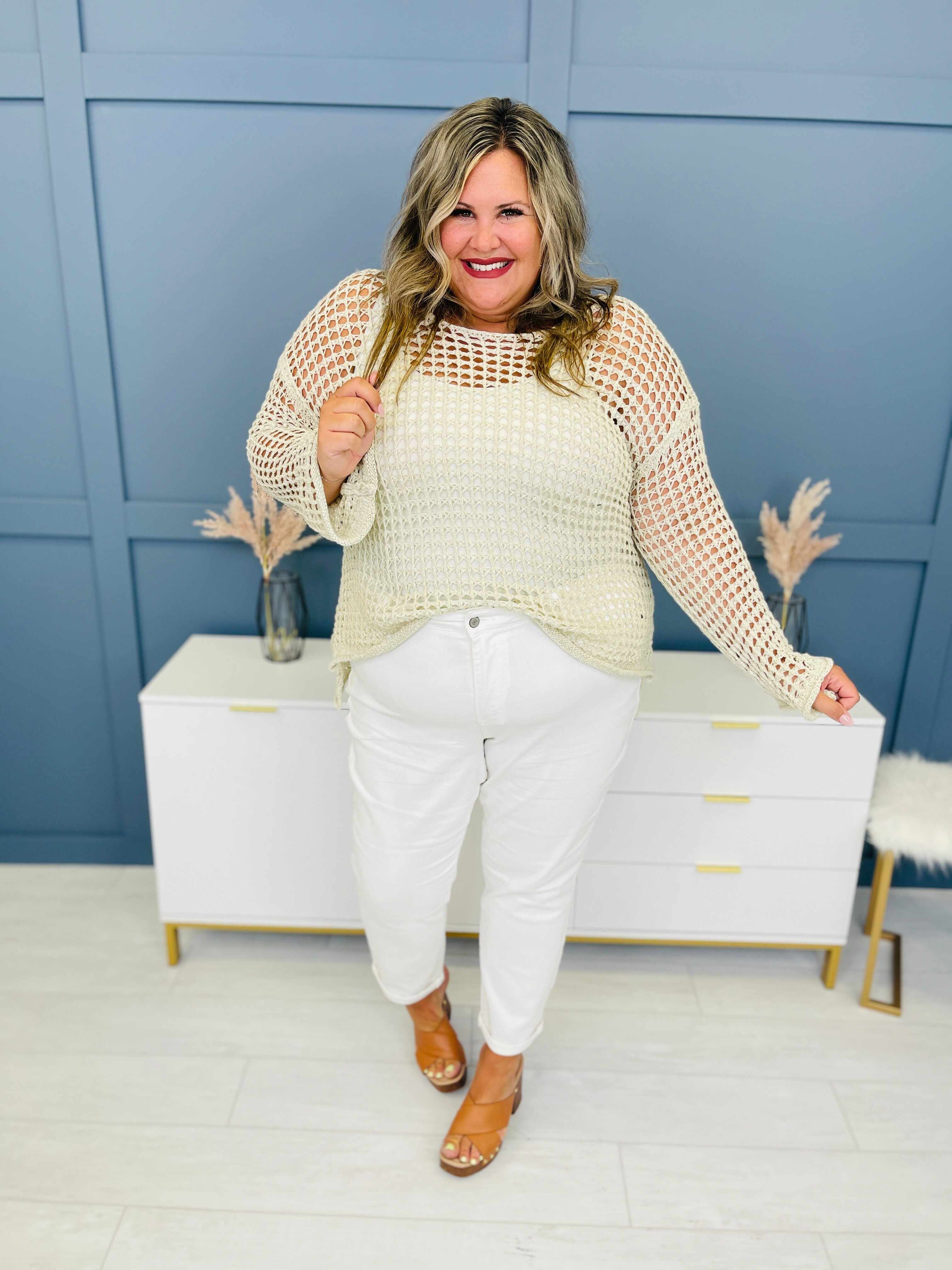 REG/CURVY Perfect Match White Double Cuff Boyfriend Jeans