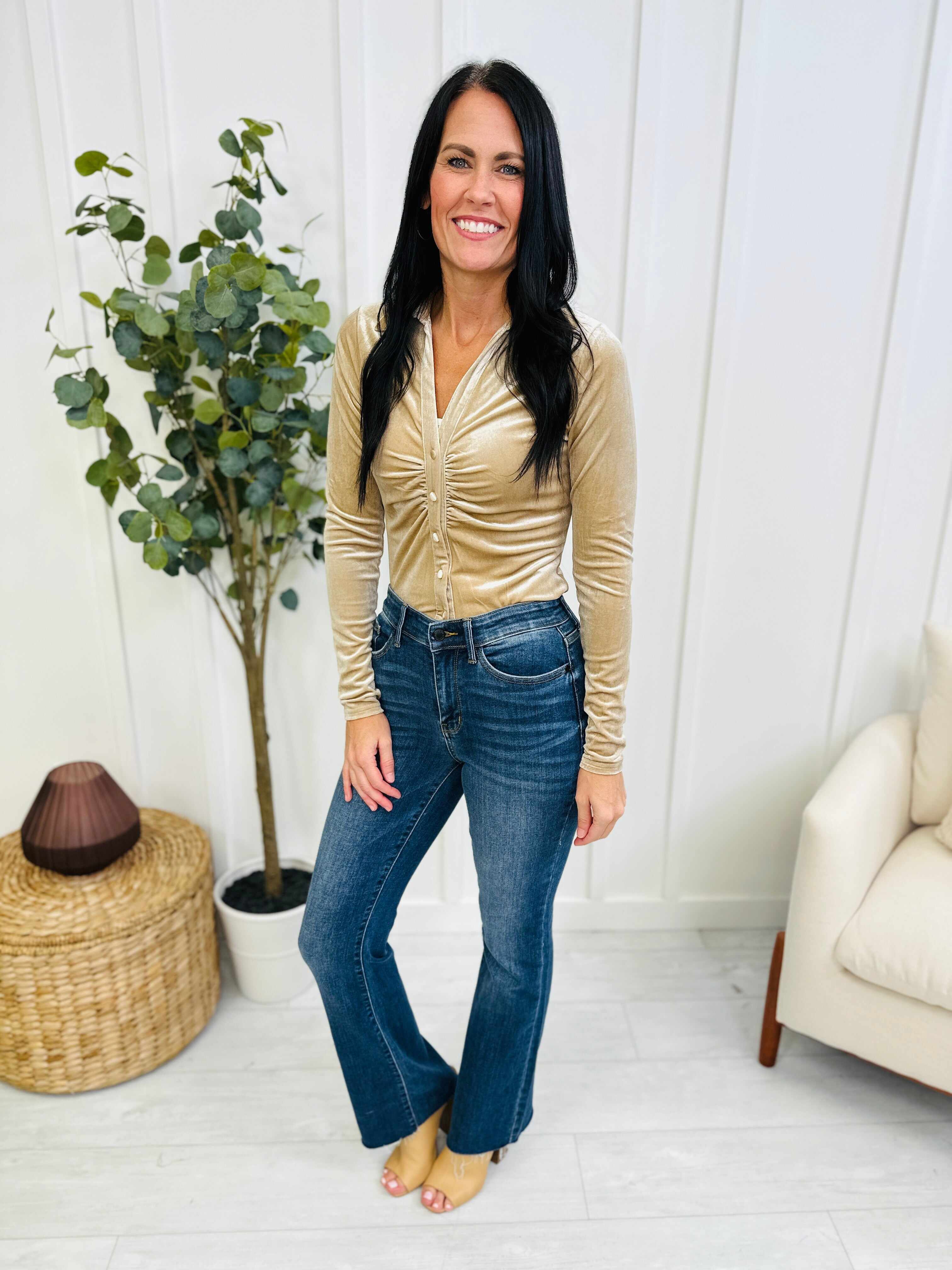 REG/CURVY Baby Got Bootcut Nondistressed Jeans