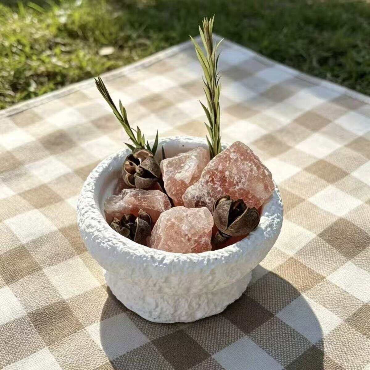 Himalayan Salt Crystal Reed Diffuser with Textured Ceramic Bowl, Natural Aromatherapy Stones Fragrance Gift Set for Living Room Bedroom Home Decor
