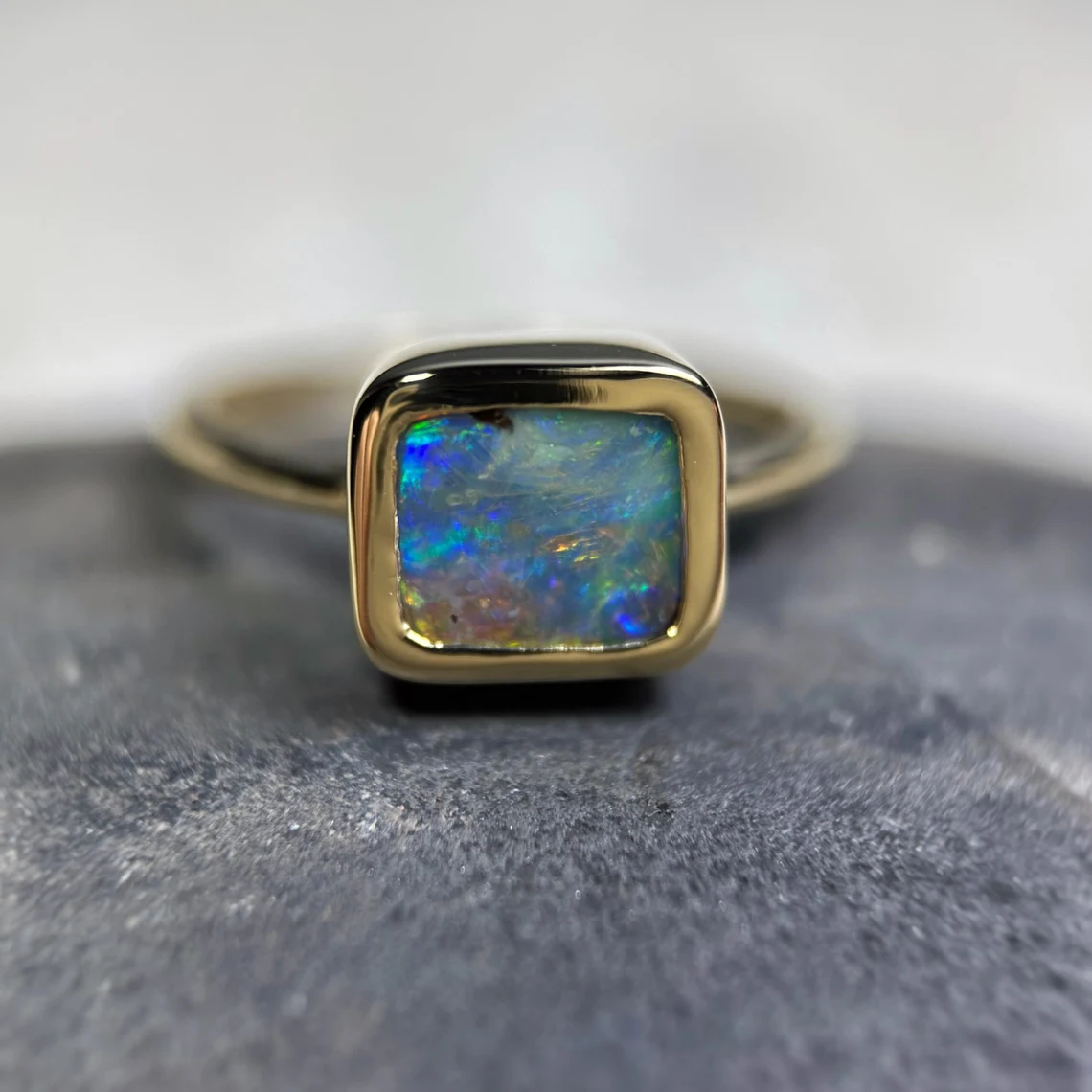 18ct Gold Boulder Opal Ring - US 6