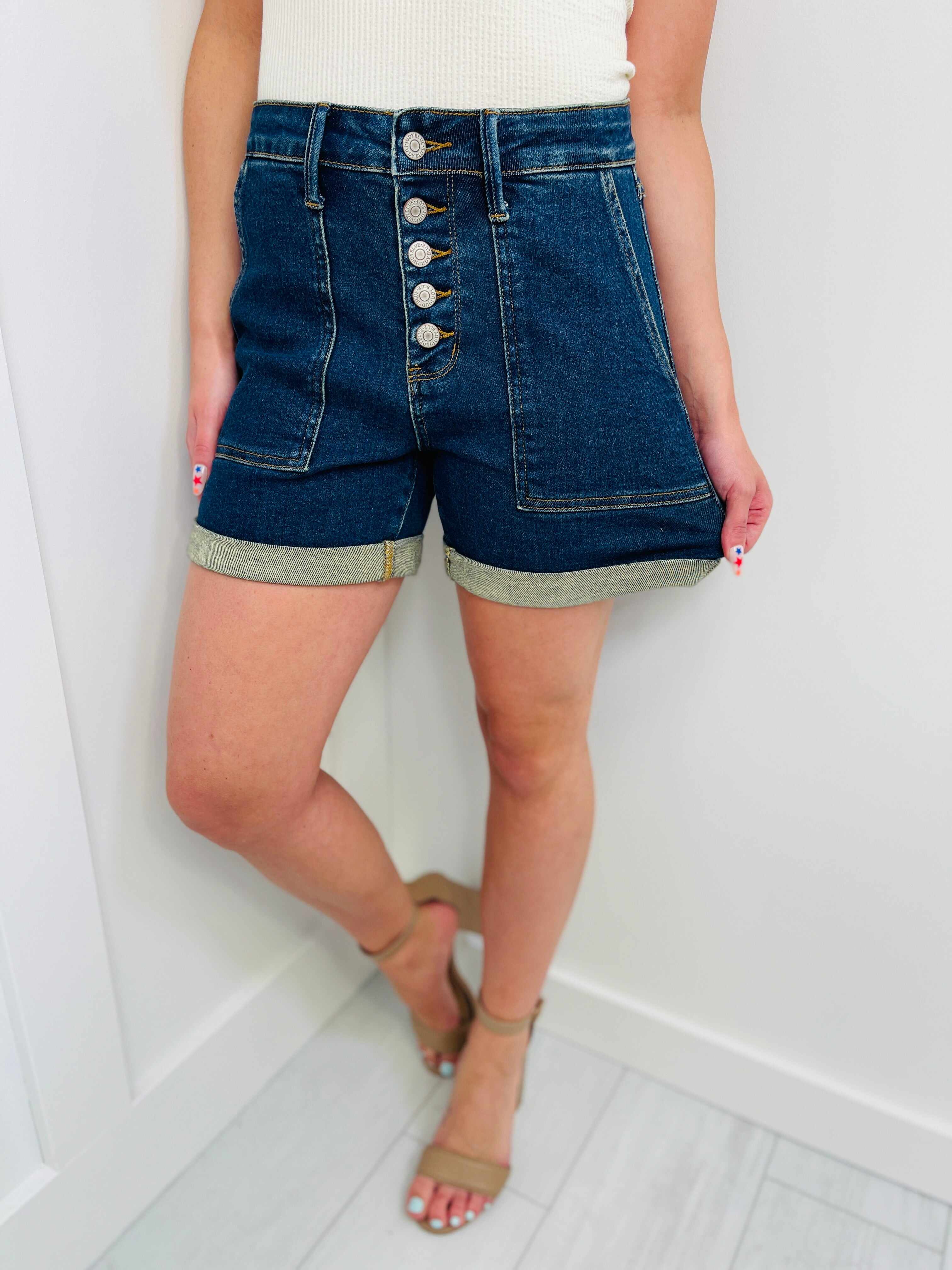 Shorts Reg/Curvy Anyway You Want It Mid Thigh Shorts