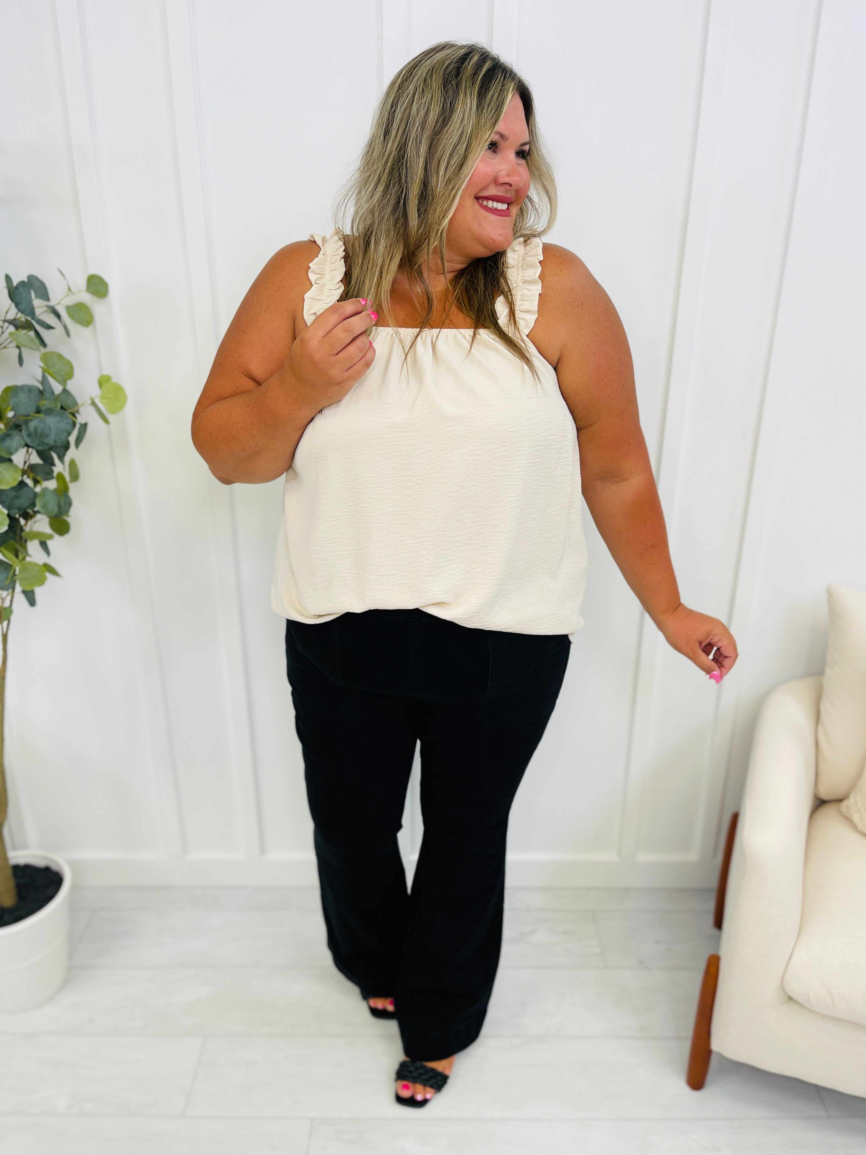 REG/CURVY Blackout Pull On Trouser Flare
