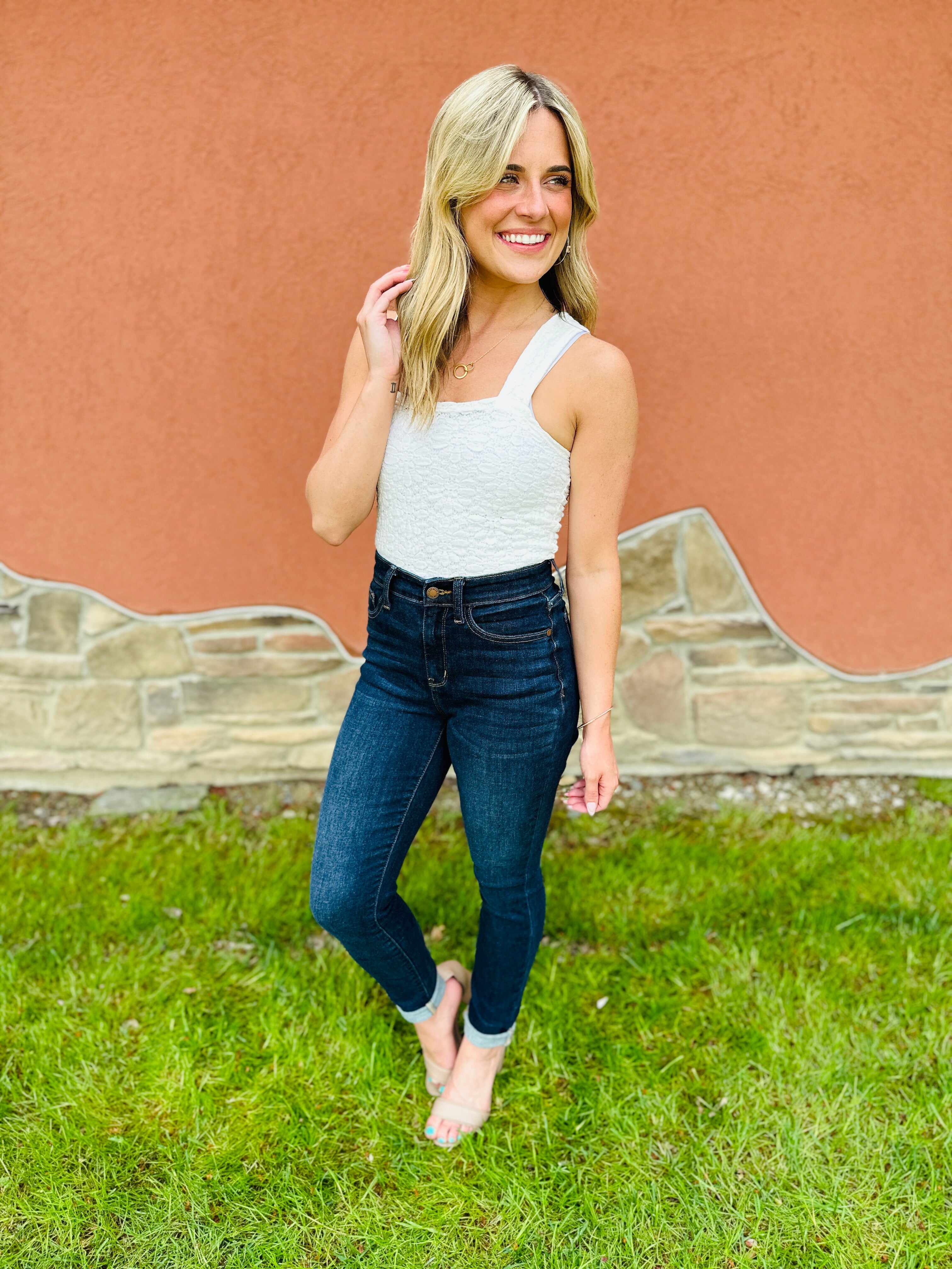 Restock! BEST SELLER! PLUS/REG The Holy Grail of Nondistressed Skinny Jeans
