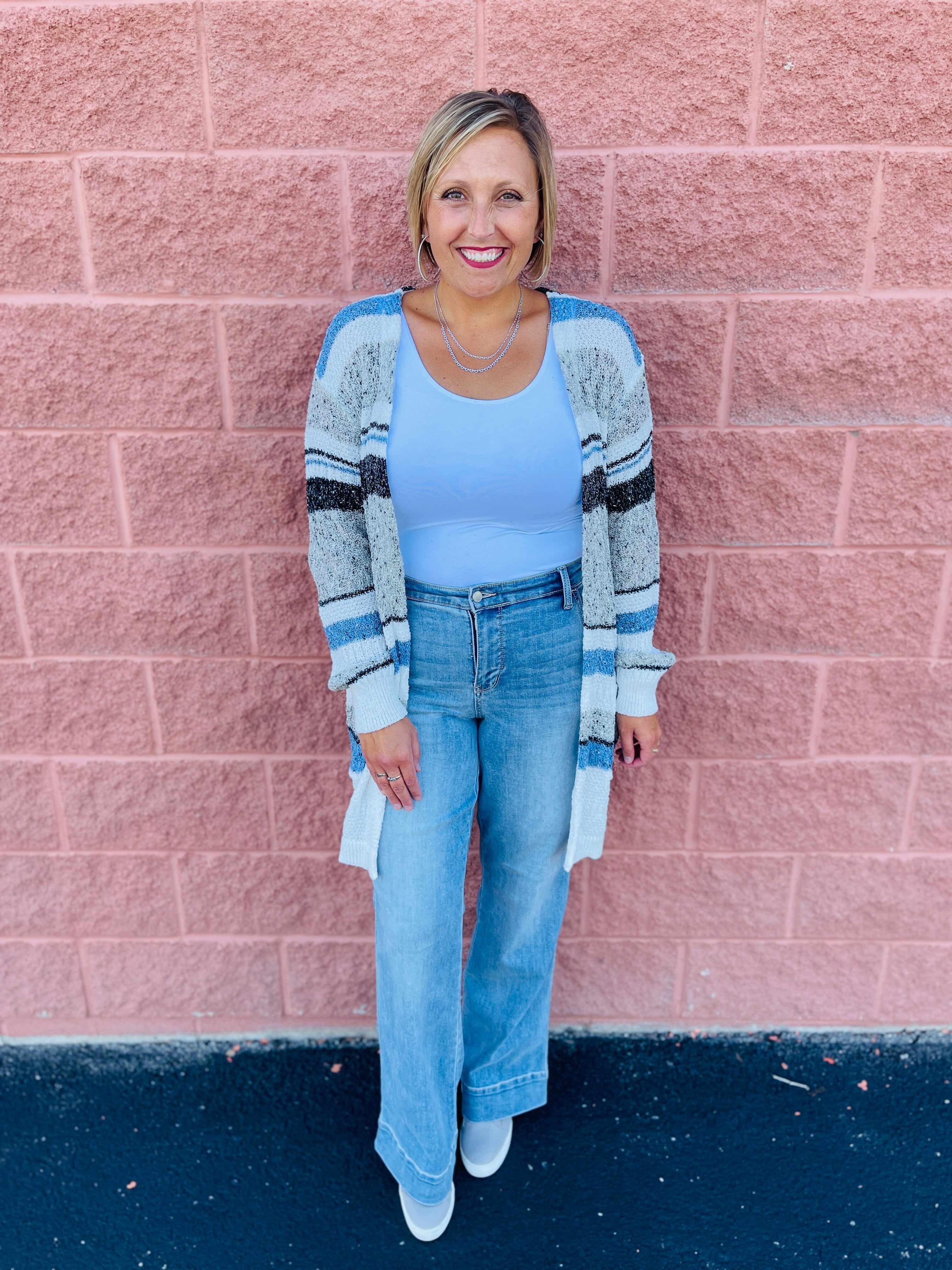 Plus/Reg Do It Again Mid-Rise Wide Leg Jeans